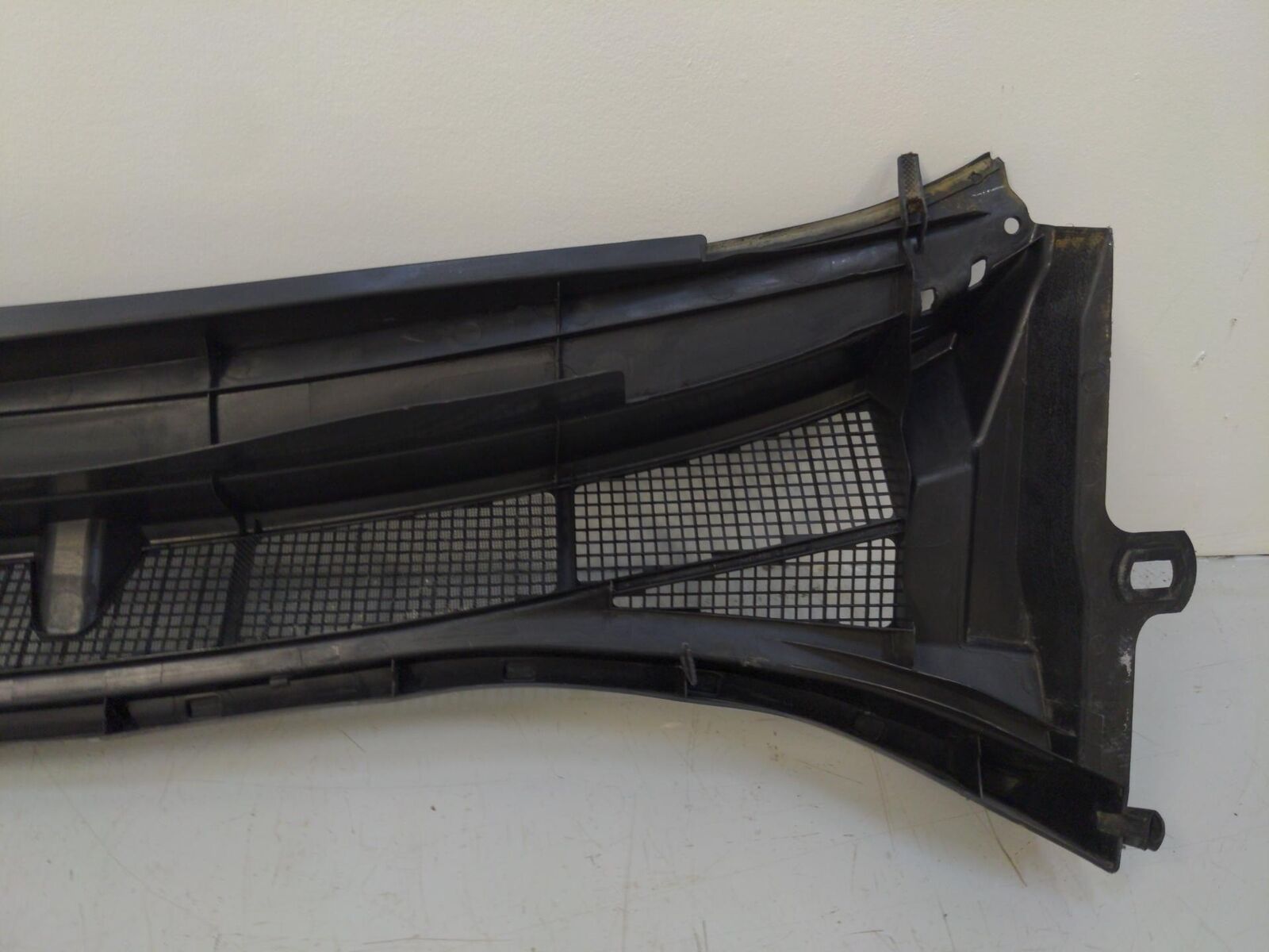 2014 Toyota Sequoia Windshield Cowl Vent Grille Panel 55708-0C050 55708-0C060