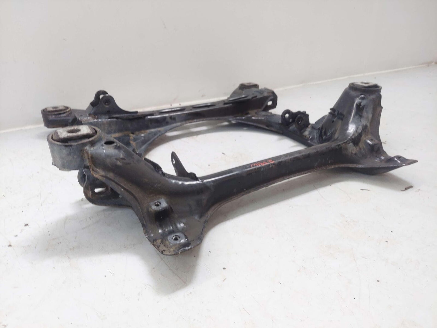 11-18 PORSCHE CAYENNE GTS 958 FRONT SUB FRAME CROSSMEMBER CRADLE 7L0499435