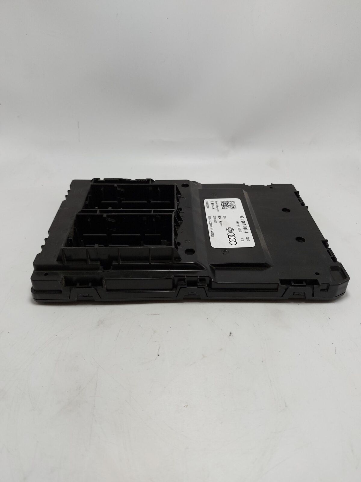 2020 PORSCHE TAYCAN 971907063j Bcm Body Control Unit