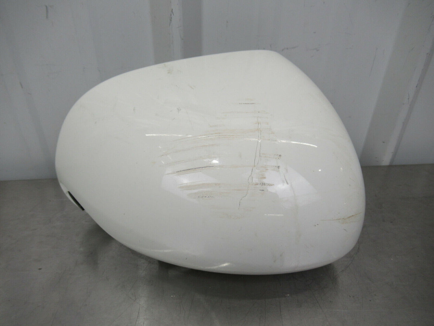 T020 2016 16 MCLAREN 570S RH RIGHT DOOR MIRROR CAP HOUSING DAMAGED