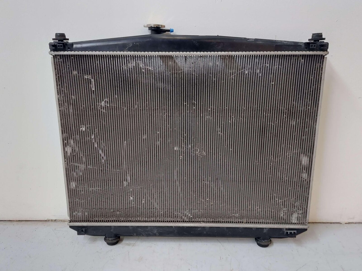 14-19 TOYOTA HIGHLANDER COOLANT RADIATOR HYBRID 3.5L ENGINE RADIATOR *FINS BENT*