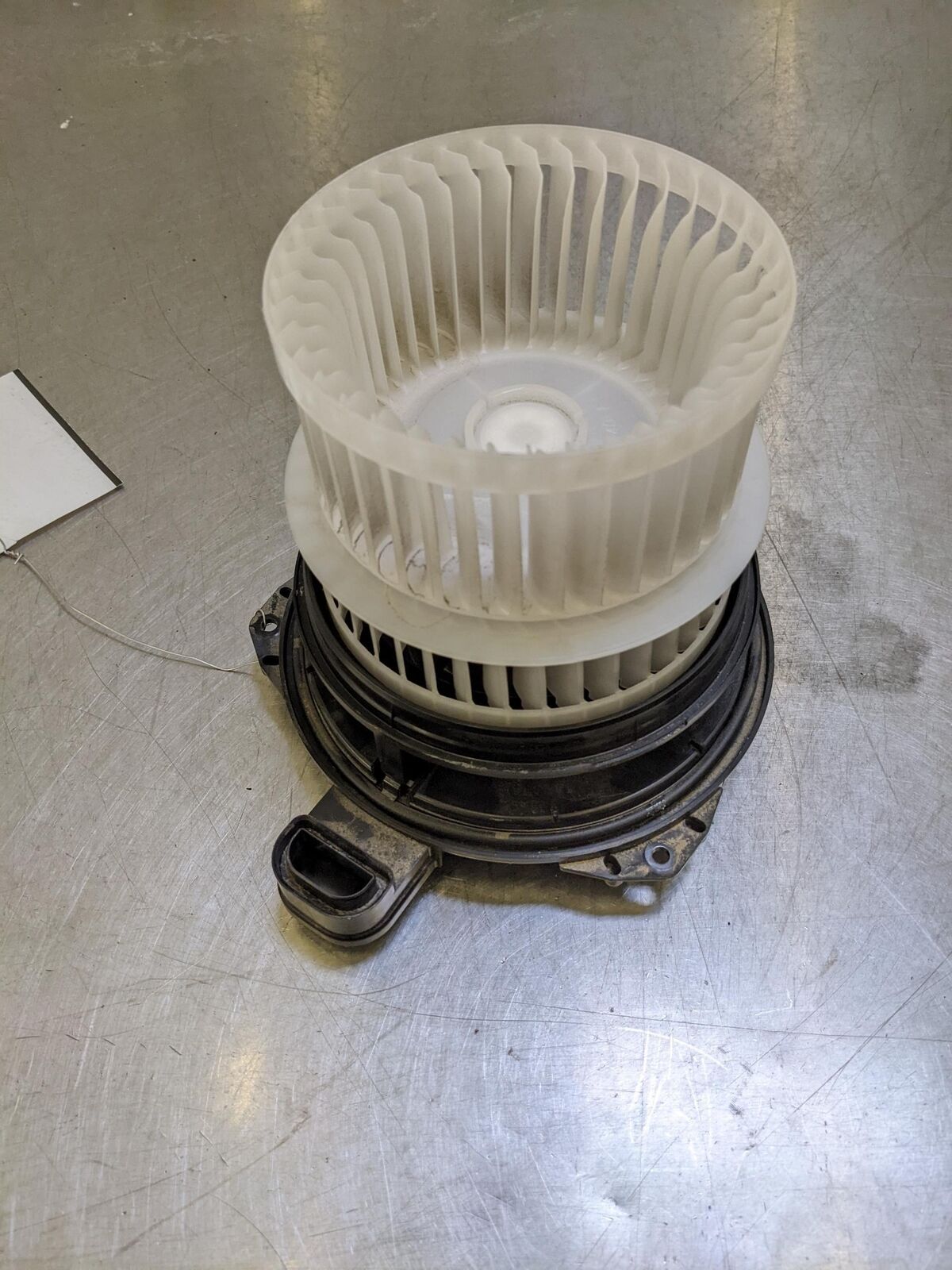 19-22 TOYOTA RAV-4 Blower Motor 6K KM