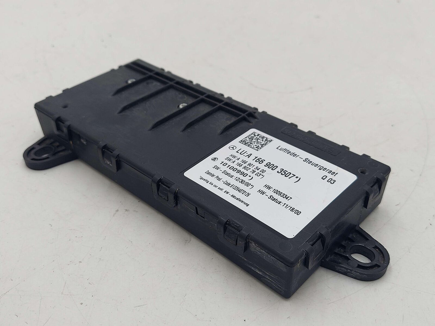 13-15 MERCEDES ML63 AMG X166 AIRMATIC ACTIVE AIR SUSPENSION CONTROL MODULE