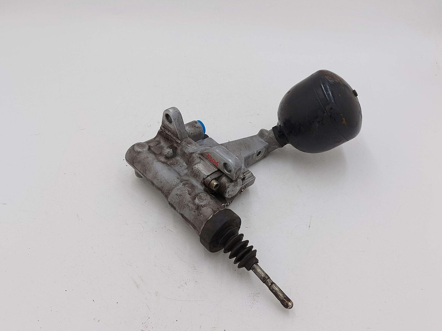 07-13 Porsche 911 997 Turbo Slave Cylinder 99611623752