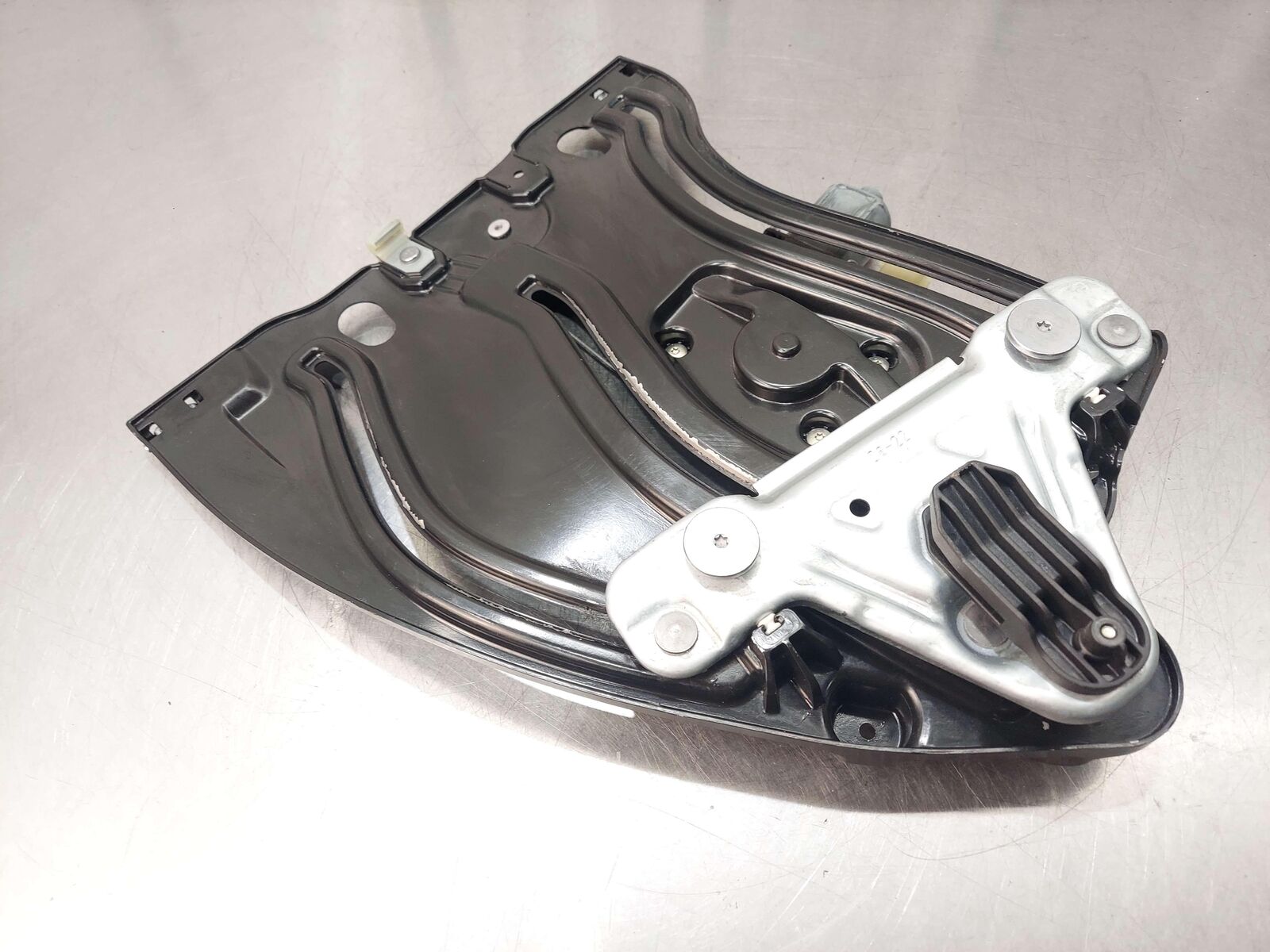 2024 ASTON MARTIN DB12 VOLANTE RIGHT QUARTER GLASS REGULATOR CONVERTABLE