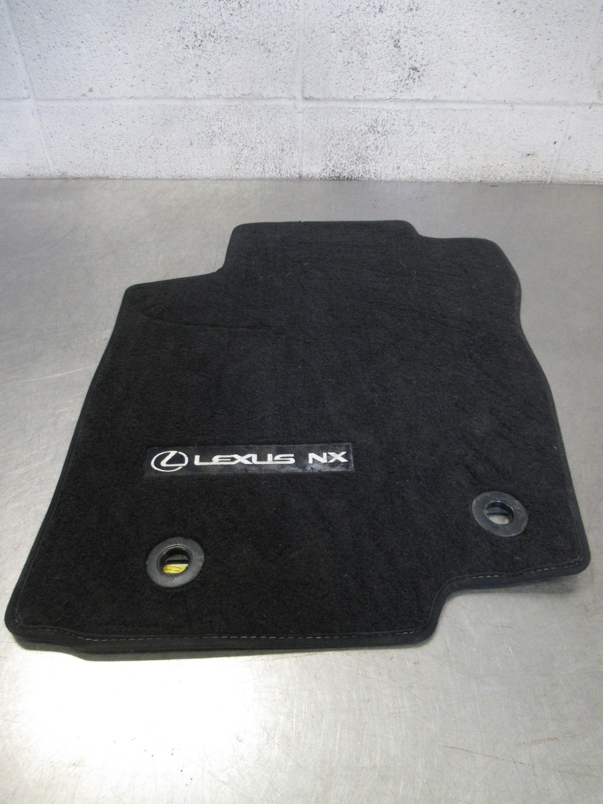 15 LEXUS NX200 4 Floor Mats PT208-7615-XX 96K KM'S