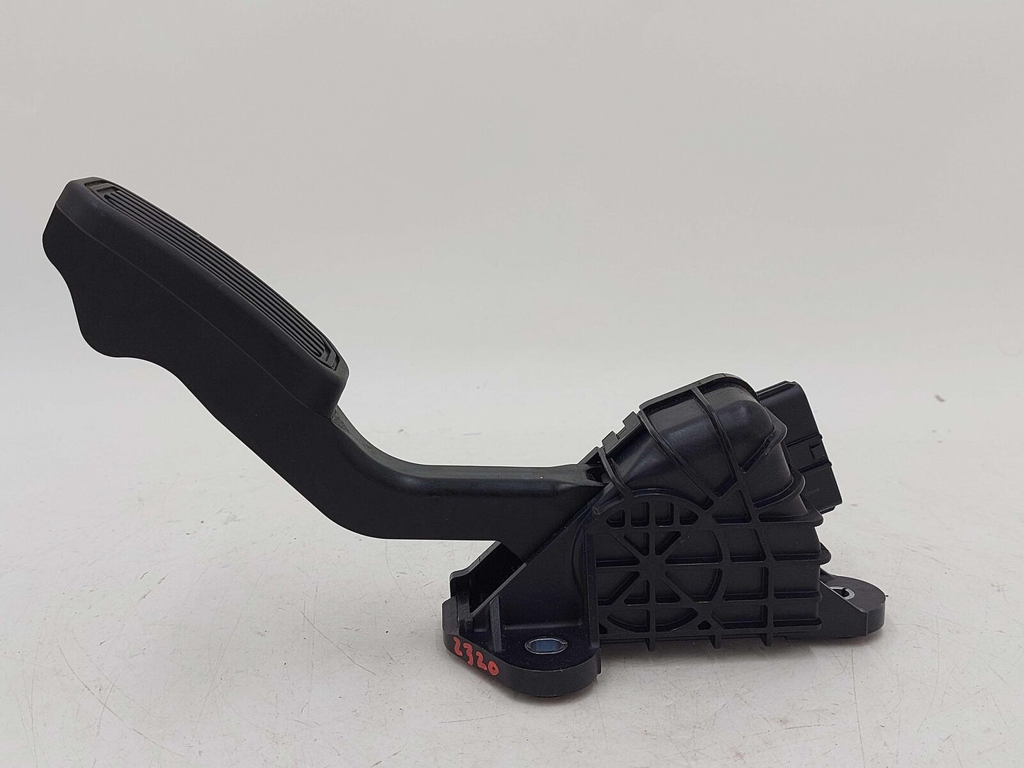 2020 TOYOTA TACOMA ACCELERATOR GAS PEDAL 78120-04081