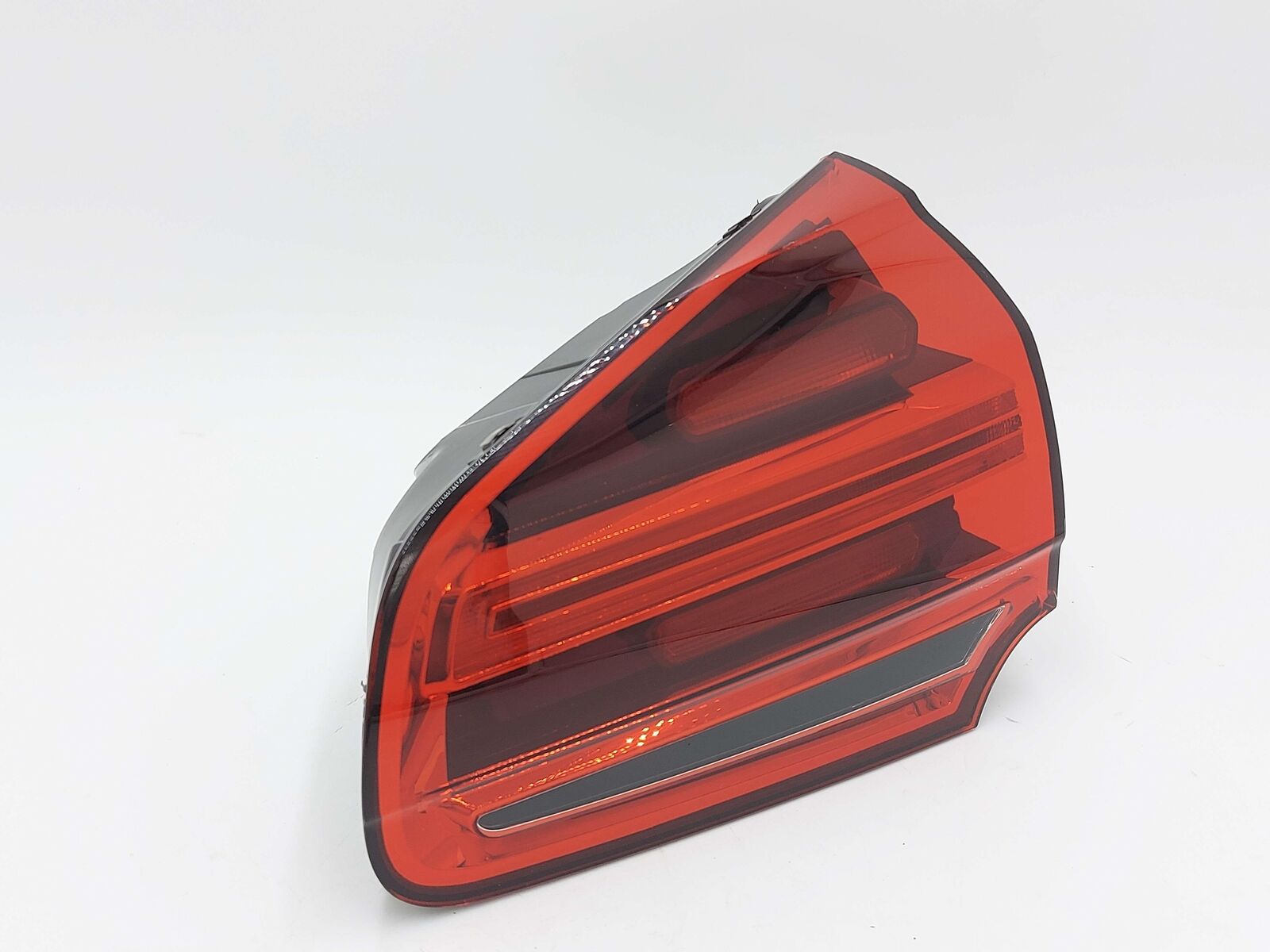 15-18 PORSCHE CAYENNE 958 S E-HYBRID RIGHT INNER TAIL LIGHT LAMP 7P5945308N