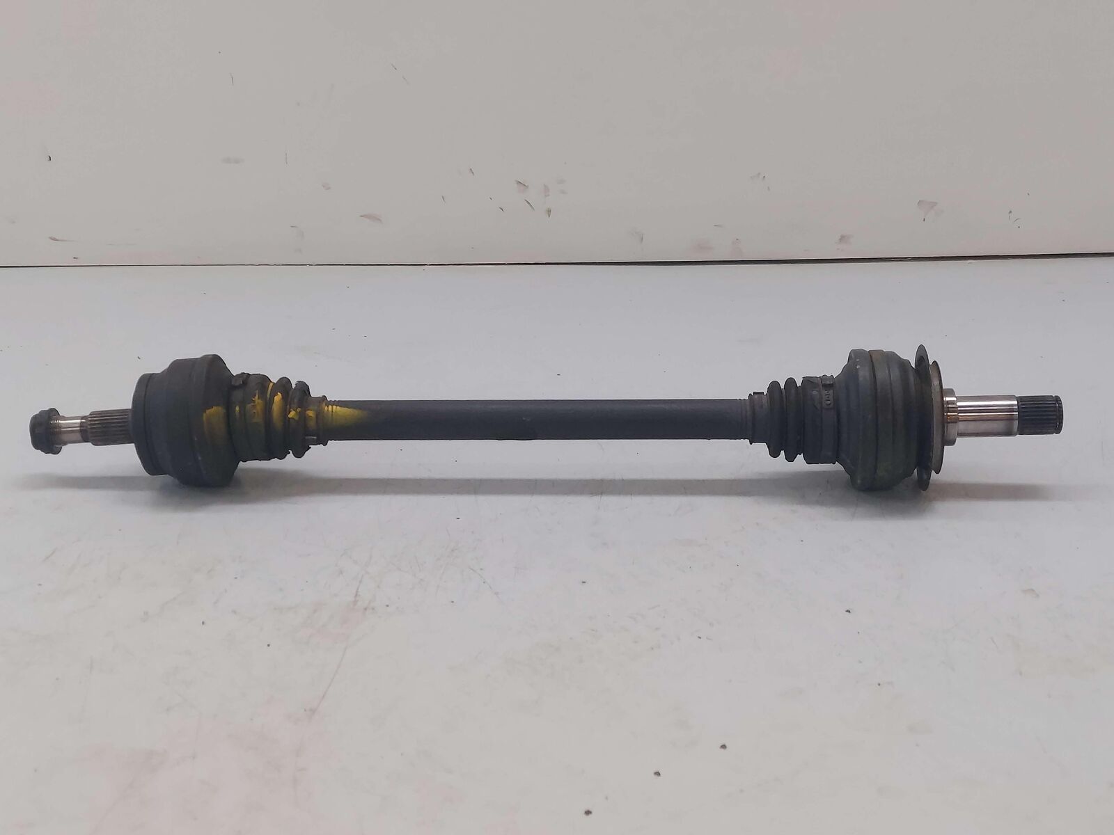 12-18 MERCEDES CLS63 AMG C218 LEFT AXLE SHAFT 2123502210