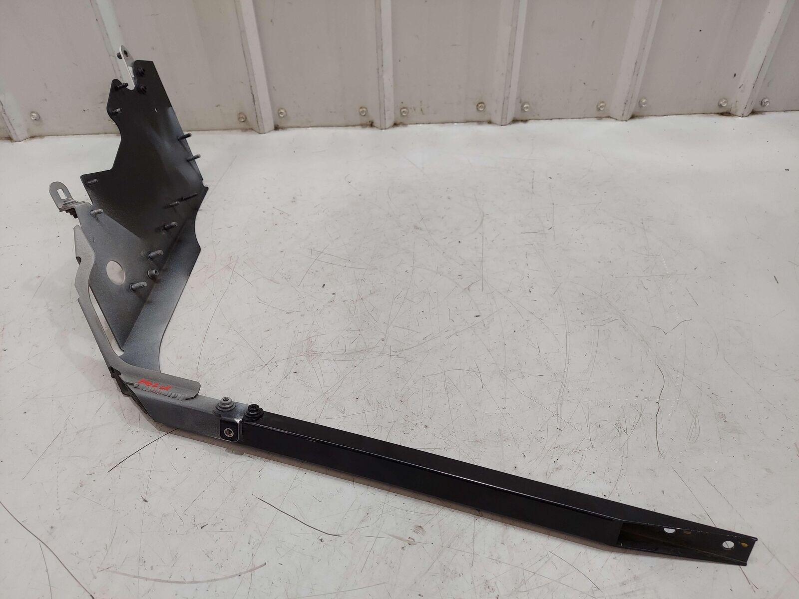 2018 LAMBORGHINI AVENTADOR S LP740-4 REAR LEFT QUARTER SUPPORT 470813545B