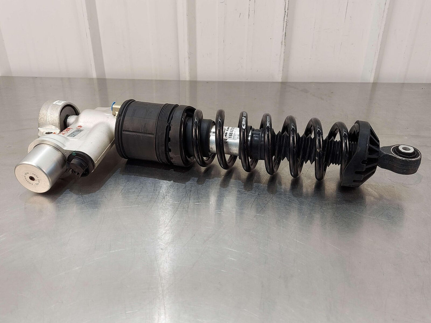 23 Mclaren Artura Eibach Front LH Left Strut 16BA730CP *Boot Torn Chips* 3K KMS