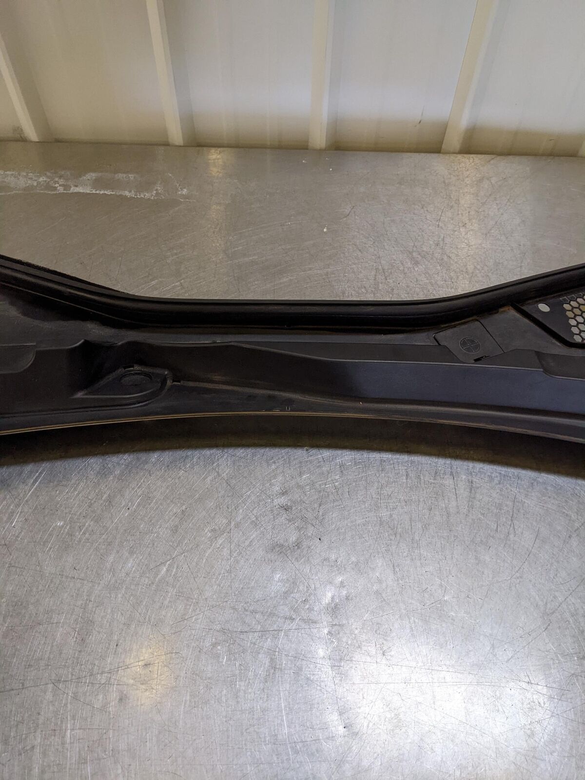 2018 Alfa Romeo Giulia Cowl Vent Panel 29K KM's!