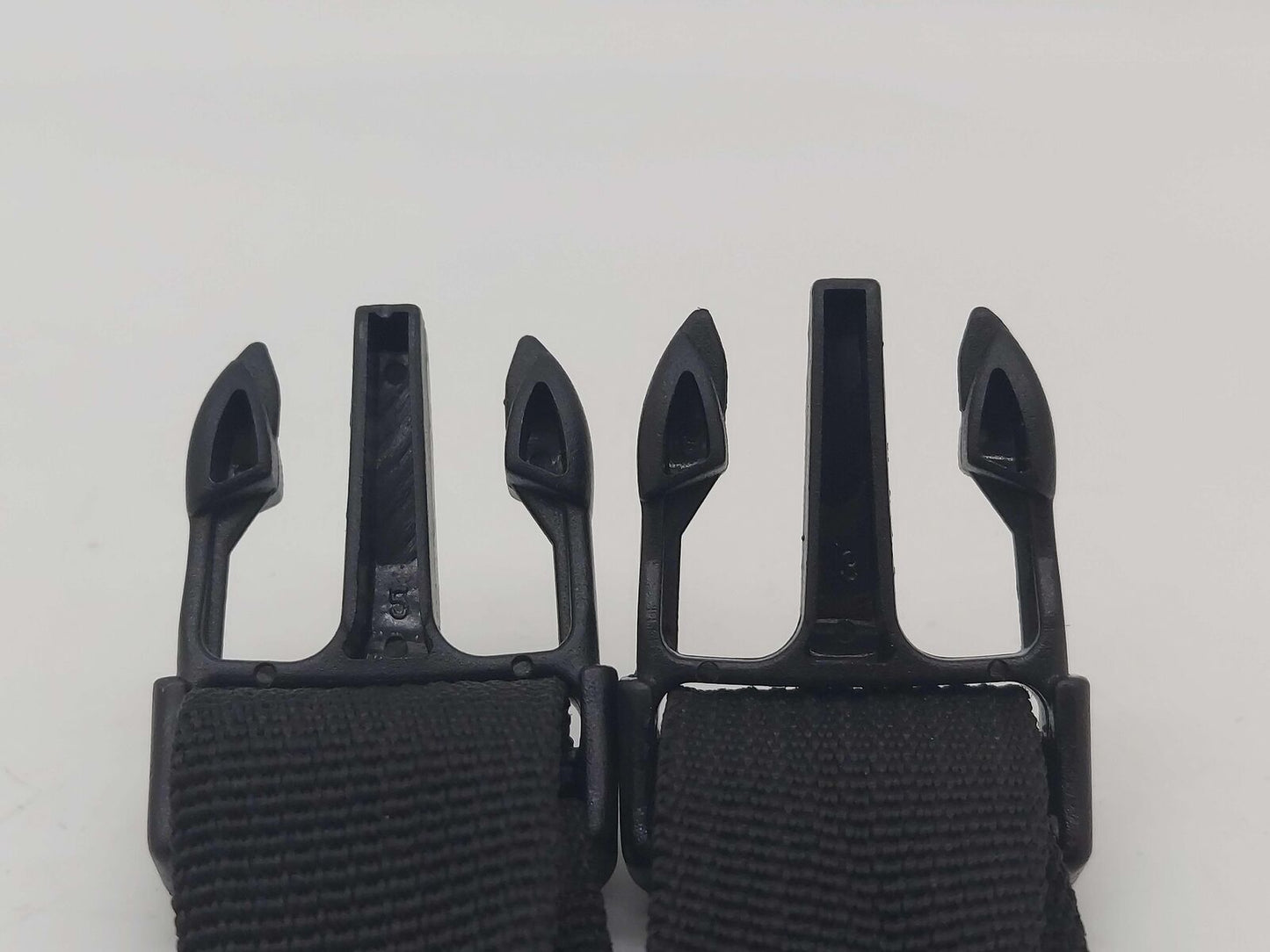 2023 McLaren Artura Front Compartment Straps 3K KM