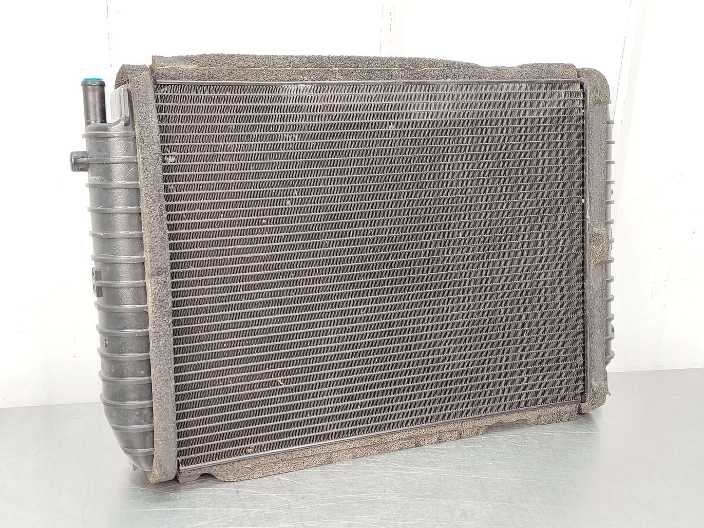 2017 MCLAREN 570S FRONT RIGHT COOLANT RADIATOR *MINOR FIN DAMAGE*