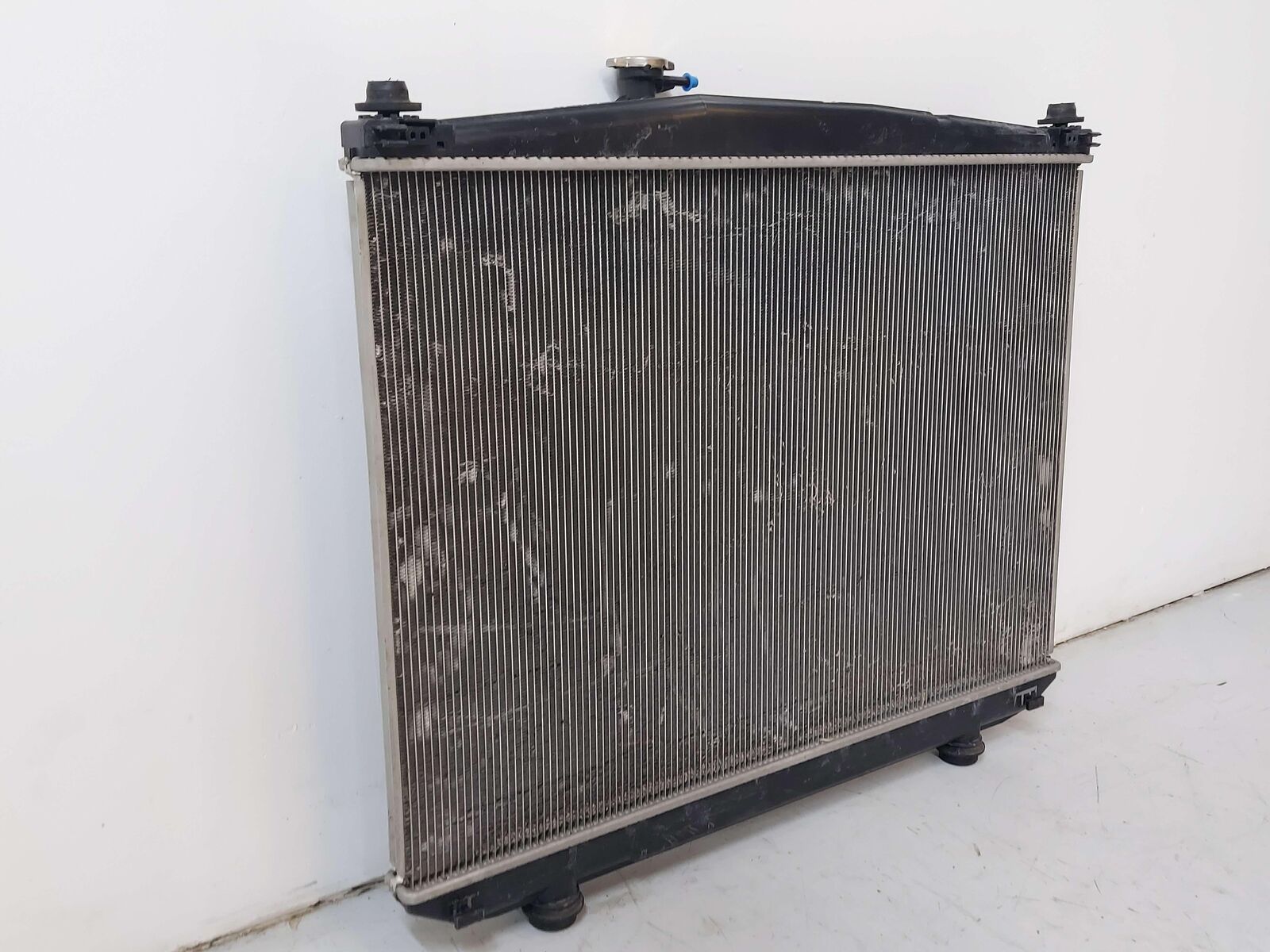 14-19 TOYOTA HIGHLANDER COOLANT RADIATOR HYBRID 3.5L ENGINE RADIATOR *FINS BENT*