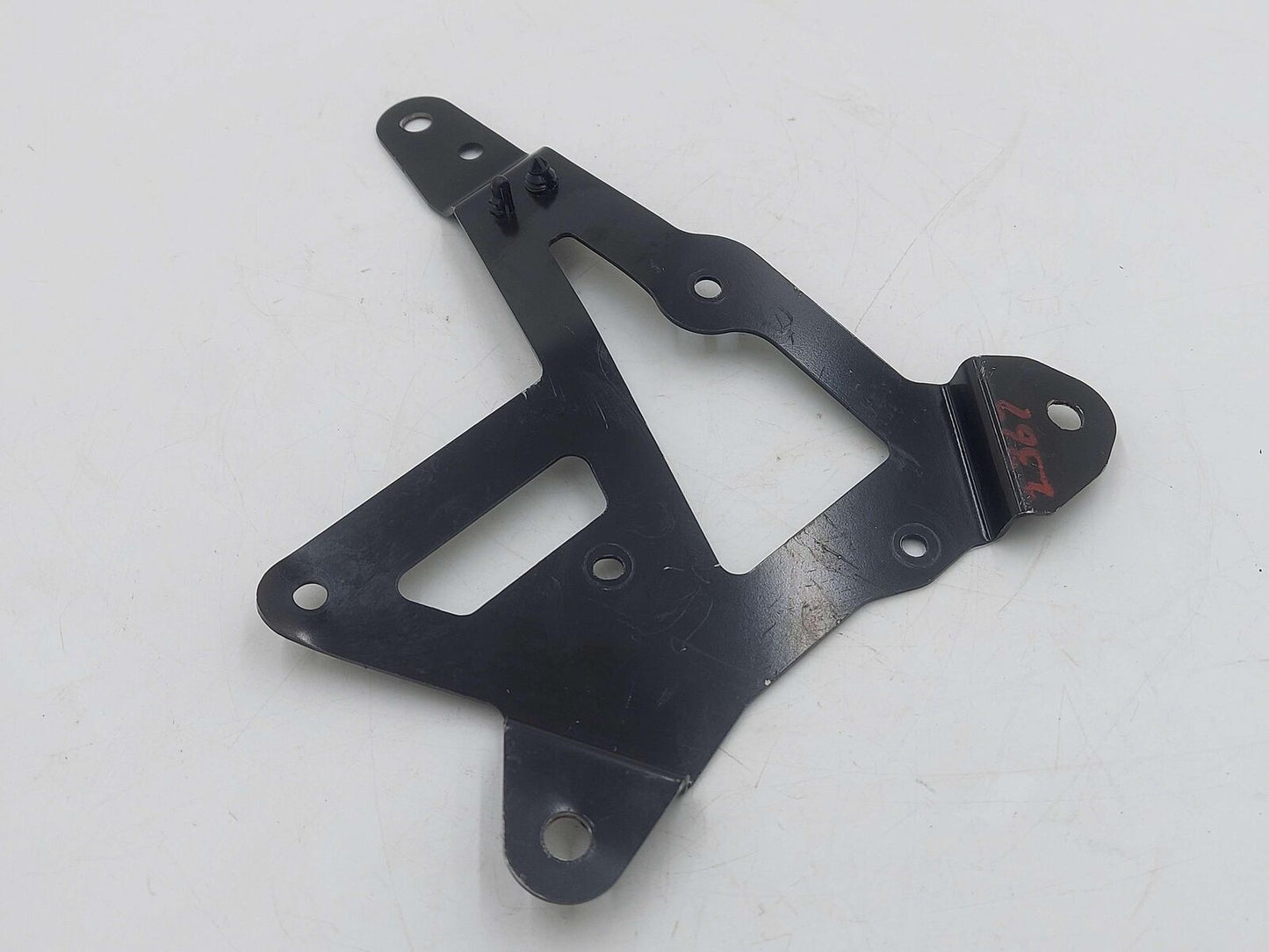 2021 MCLAREN GT SUSPENSION VALVE BLOCK BRACKET 22BA291CP