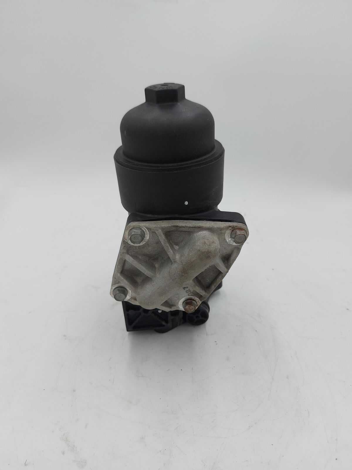 2013 Hyundai Santa FE Oil Filter Housing