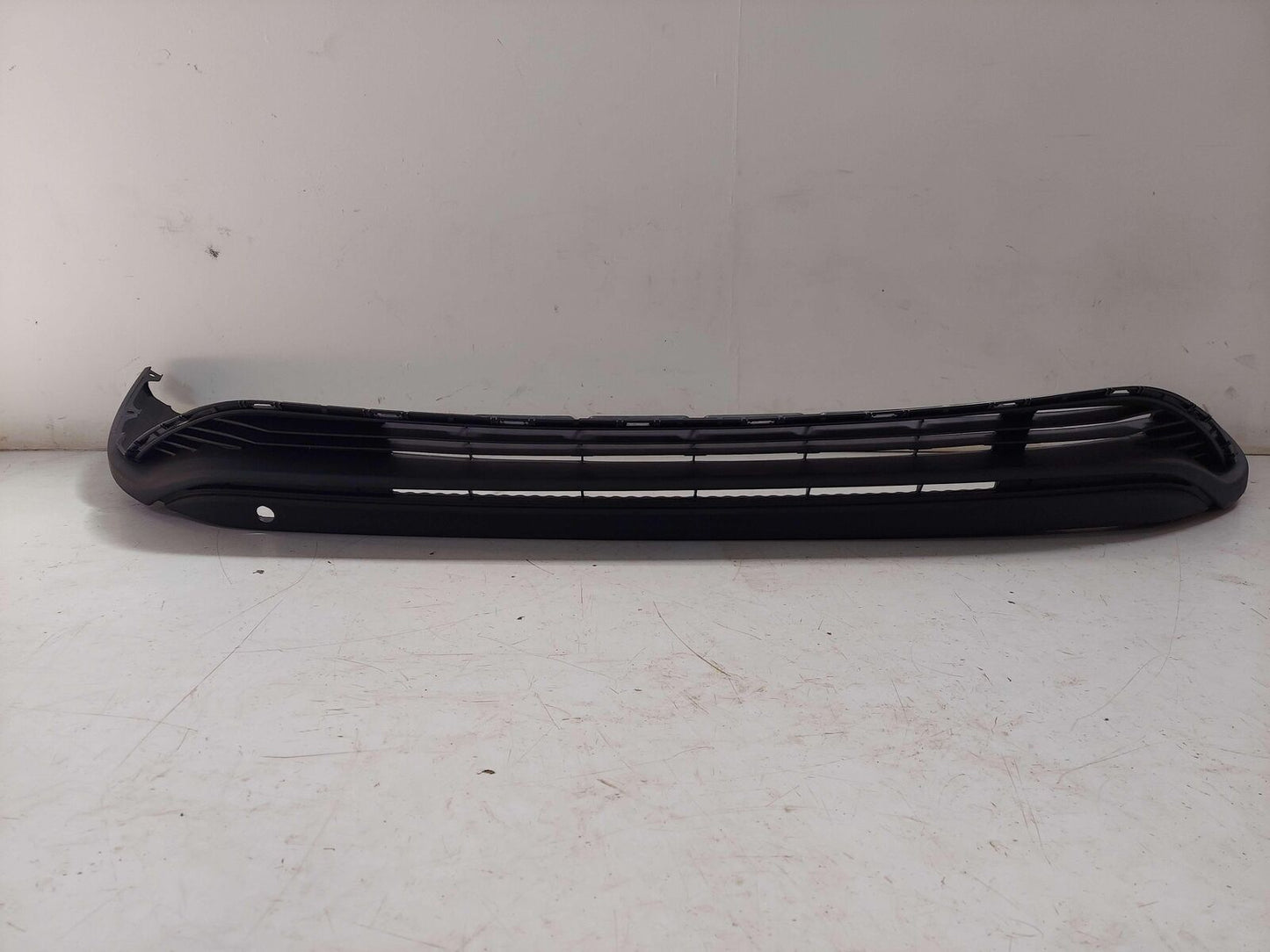 20-23 TOYOTA HIGHLANDER FRONT BUMPER BLACK TEXTURED LOWER BARE SECTION NTO