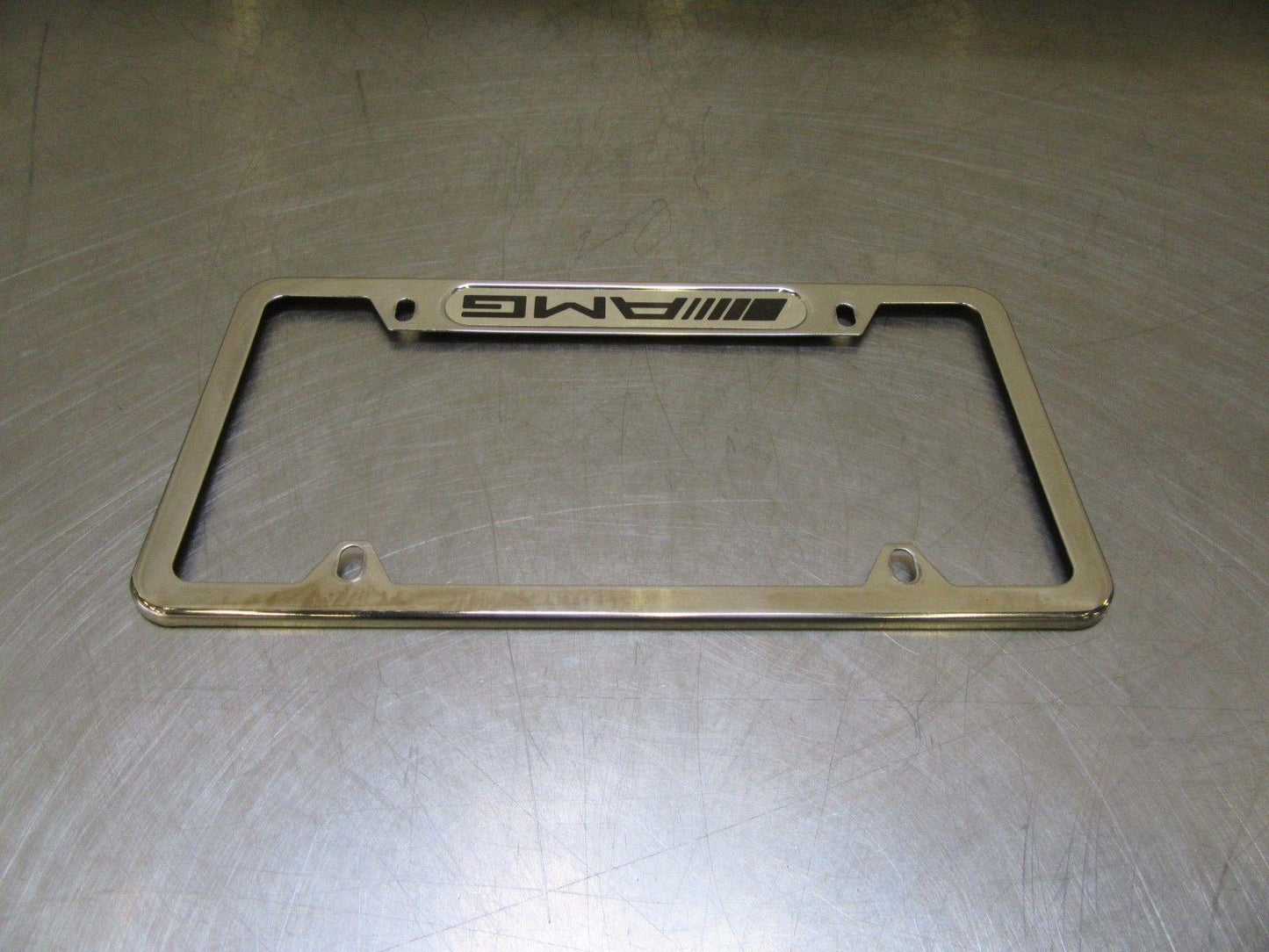 L022 2010 MERCEDES ML CLASS ML 63 AMG LICENSE PLATE BRACKET