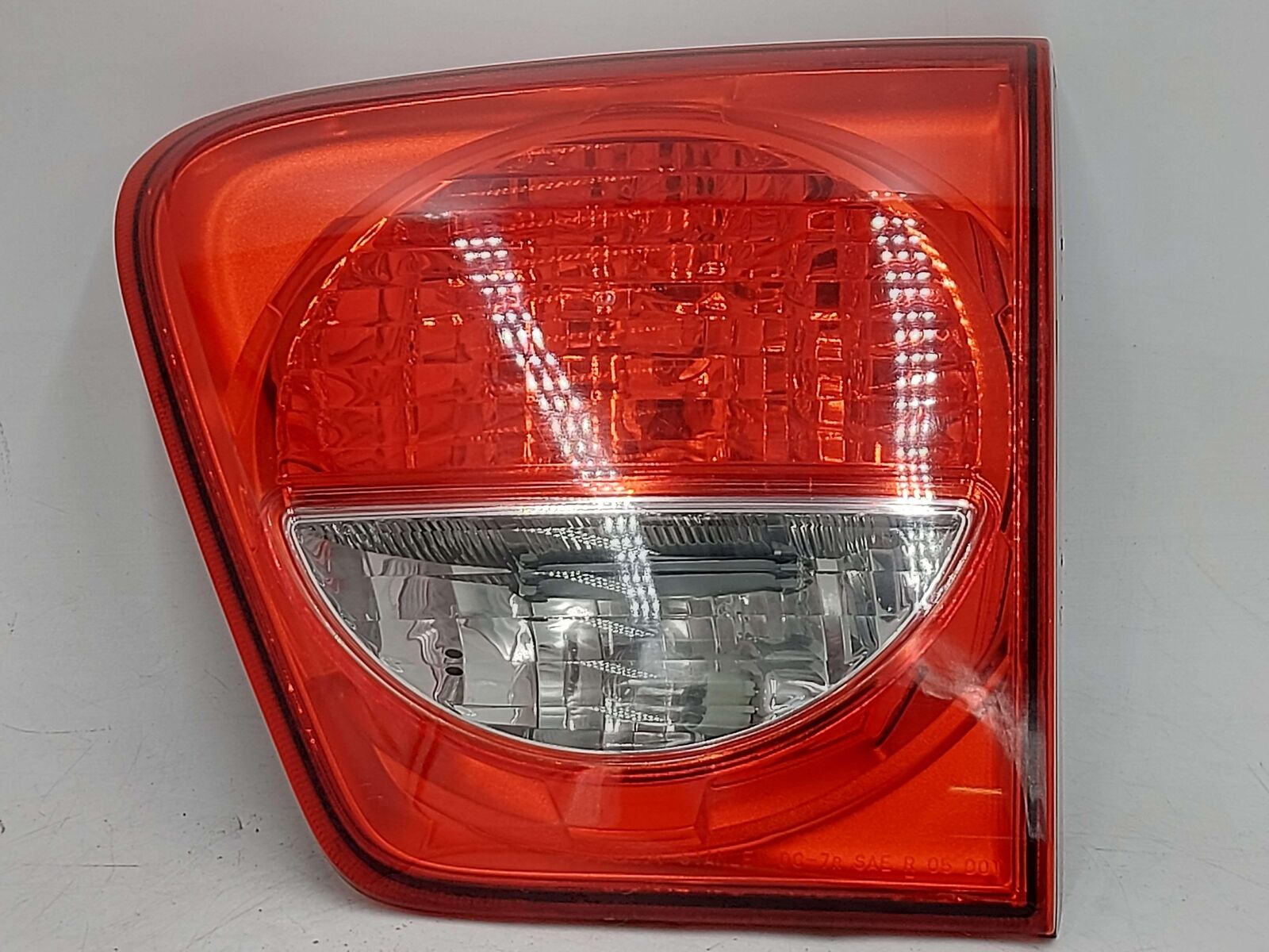 08-17 TOYOTA SEQUOIA RIGHT INNER TAIL LIGHT LAMP 815800C030