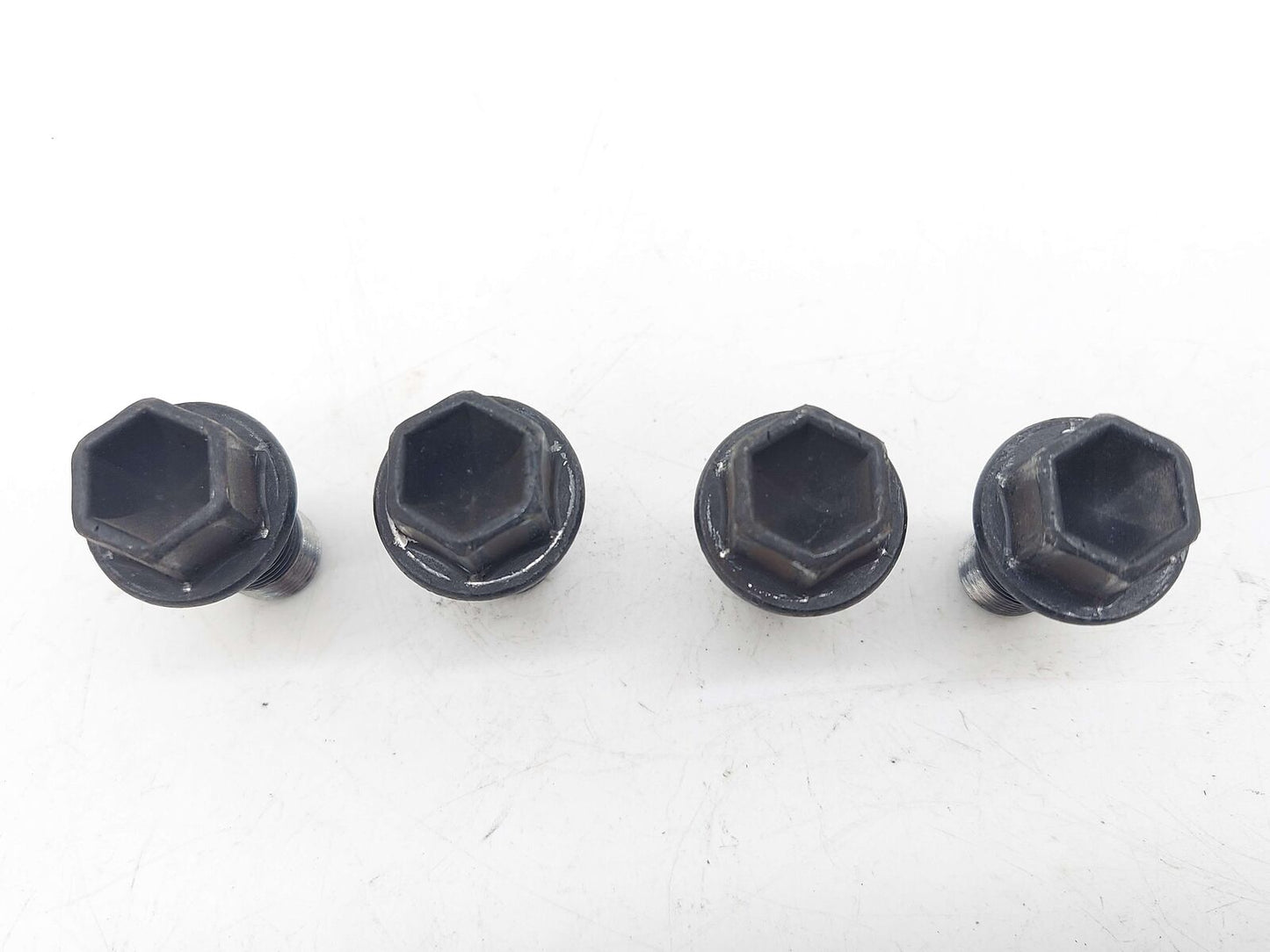 2016 MCLAREN 540C WHEEL LUG NUTS SET OF 20