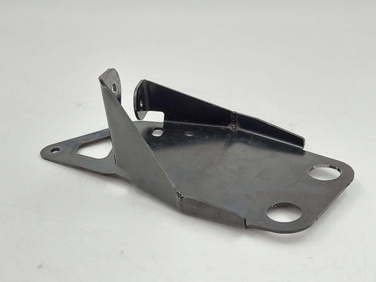 2016 MCLAREN 540C REAR RIGHT RADIATOR UPPER BRACKET MOUNT 13L0206CP