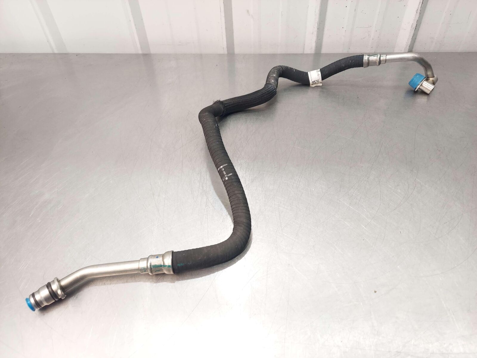 2024 ASTON MARTIN DB12 VOLANTE ENGINE OIL COOLER LINE HOSE PIPE RY63-6B747-AA