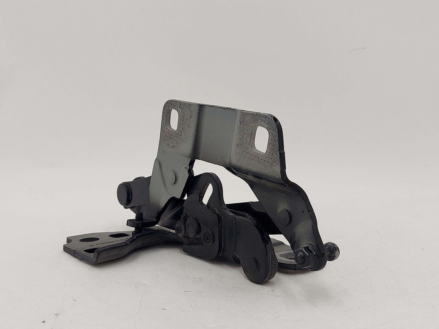 16-19 MERCEDES GLE63S AMG W166 FRONT LH LEFT Hood Hinge Obsidian Black 