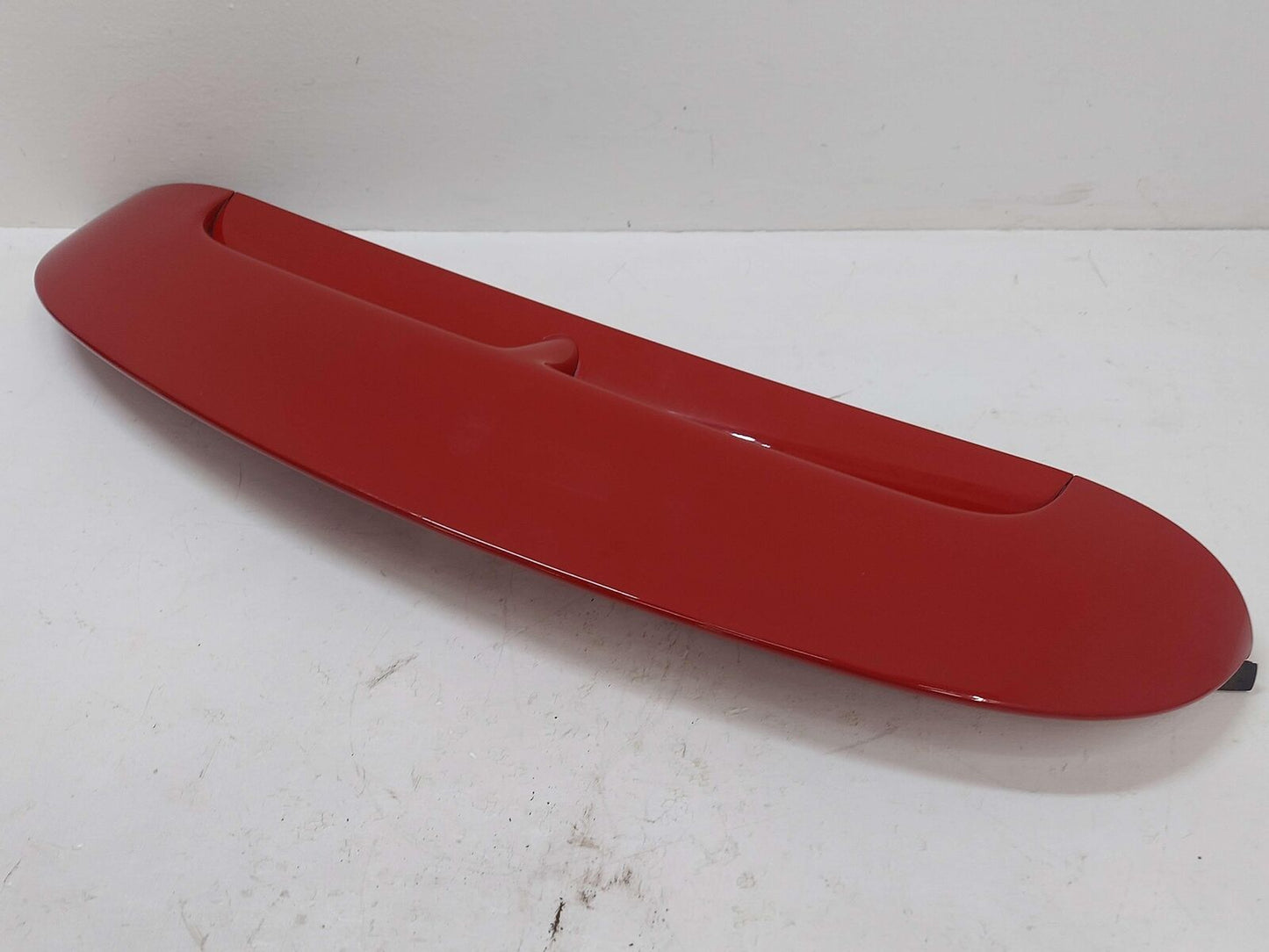 07-12 MINI COOPER REAR SPOILER RED HATCHBACK 51622753758 *SCRATCHED CHIPPED*