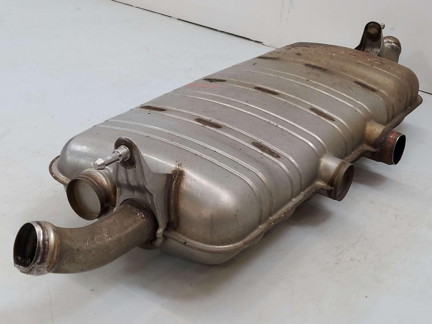 13-16 Porsche Cayenne 958 Diesel Exhaust Muffler 95811191080 146K KMS