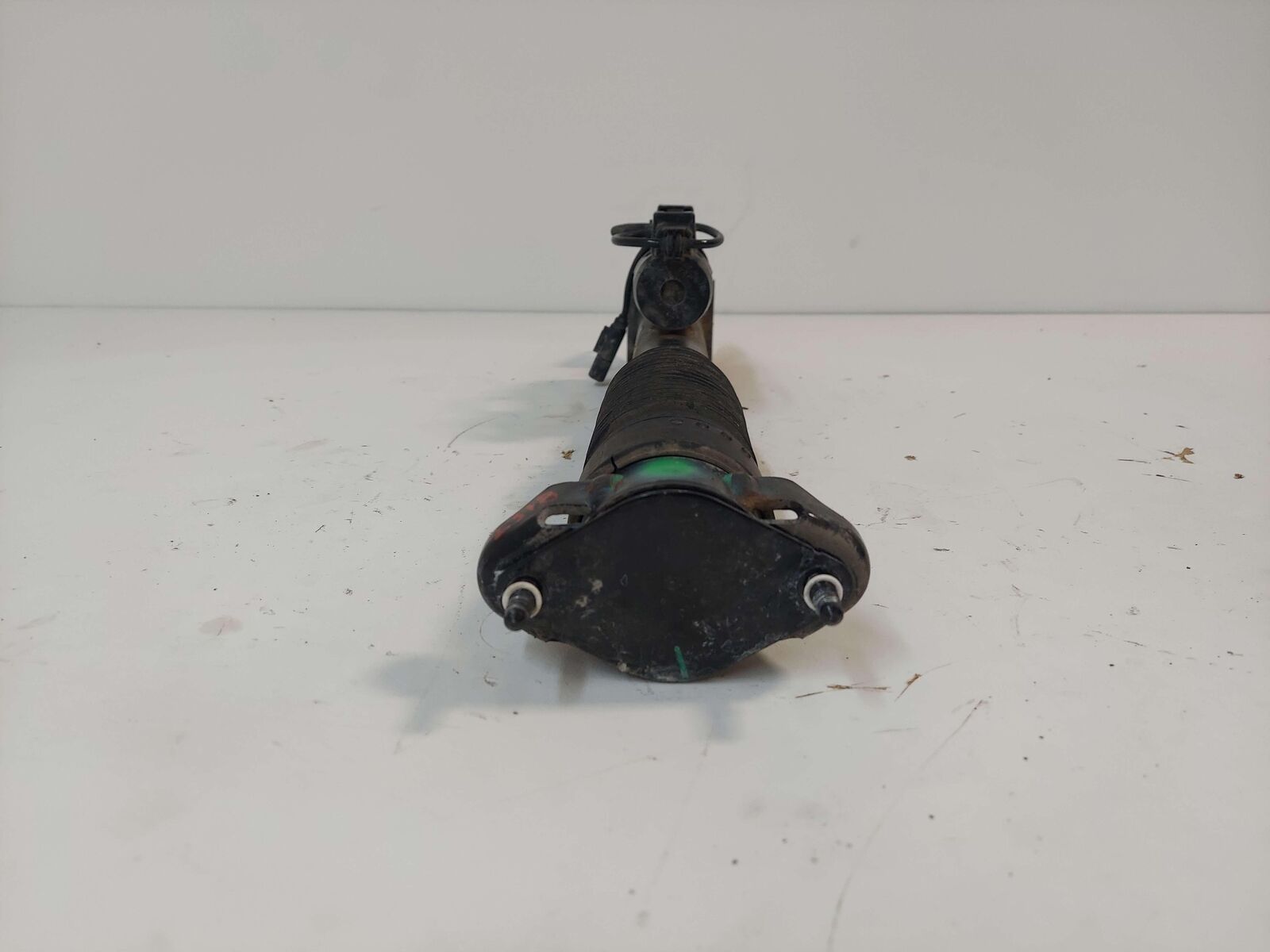 17-19 MERCEDES GLE63S AMG W166 REAR LH LEFT AIRMATIC AIR STRUT SHOCK 