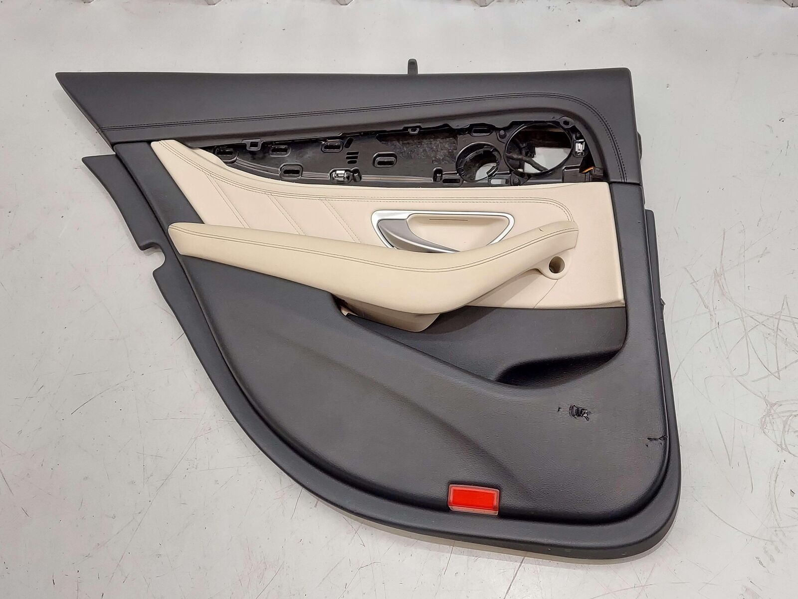 18-20 MERCEDES E63s AMG W213 REAR LEFT DOOR PANEL W/ SUNSHADE LEATHER *NOTE*