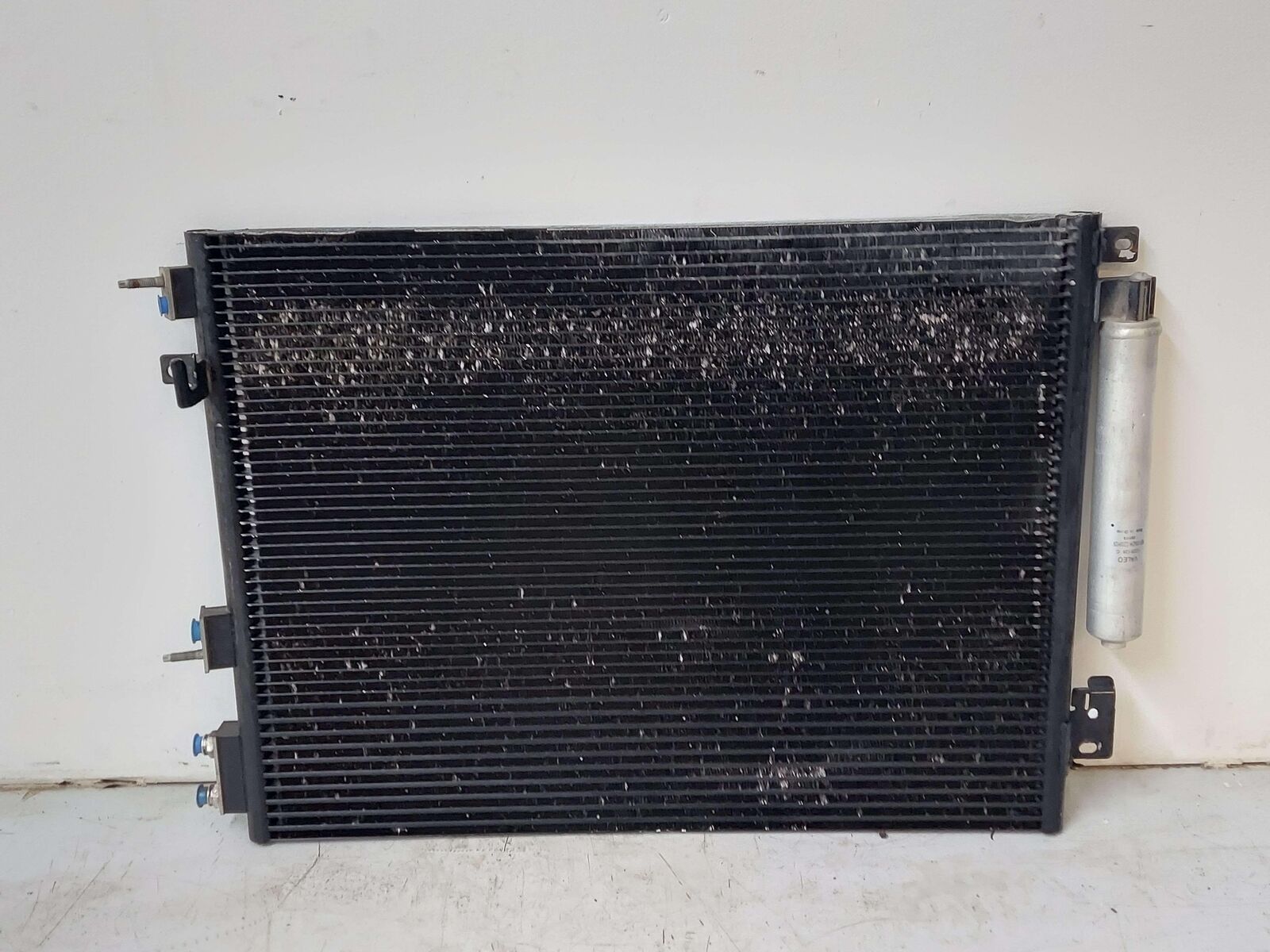 11-22 CHRYSLER 300 AC A/C AIR CONDITIONING CONDENSER 83403-3243A 68085784AA