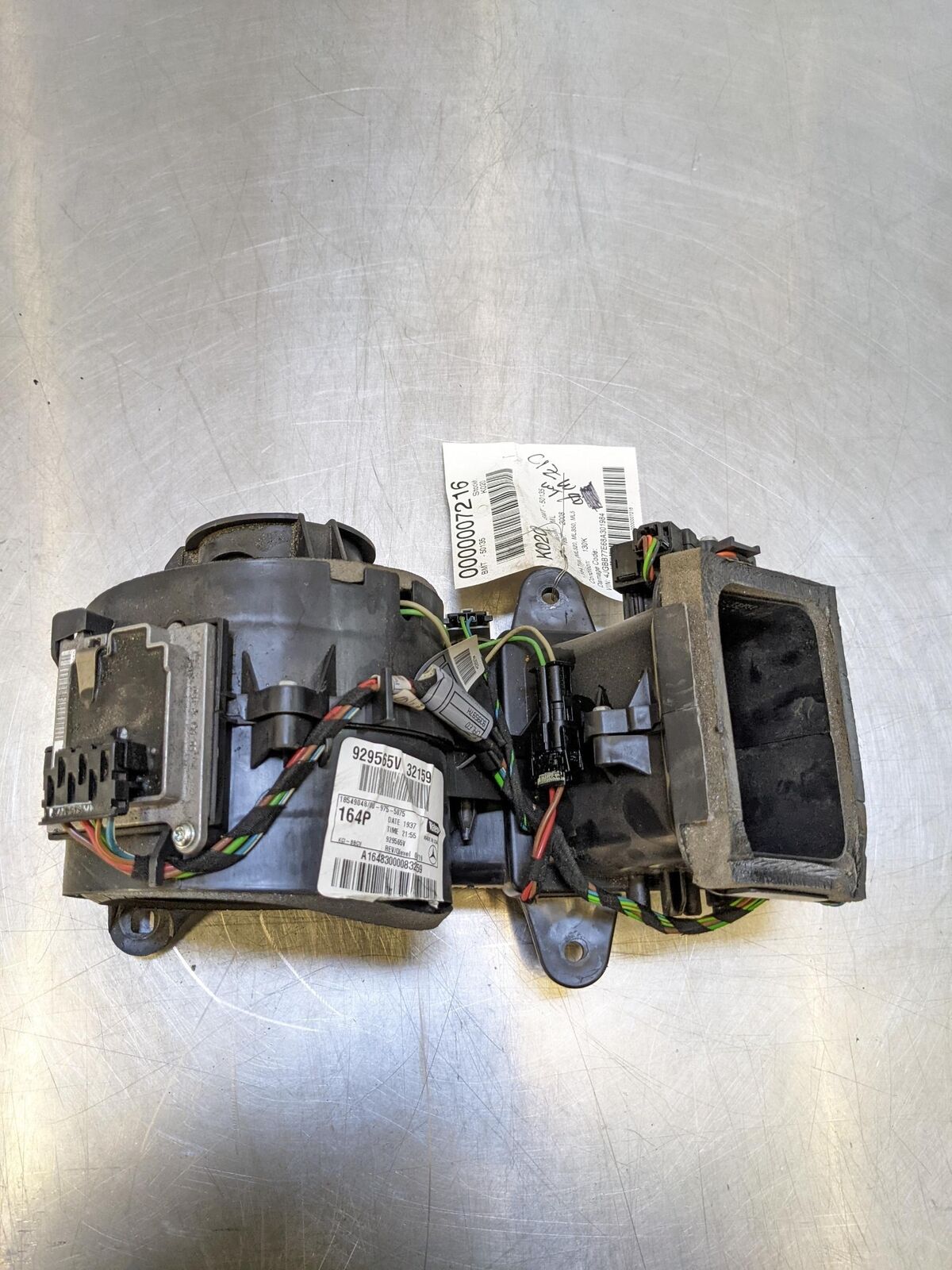 FITS 06 07 08 09 10 11 MERCEDES ML63 Blower Motor REAR 3 zone auto tmp cntrl