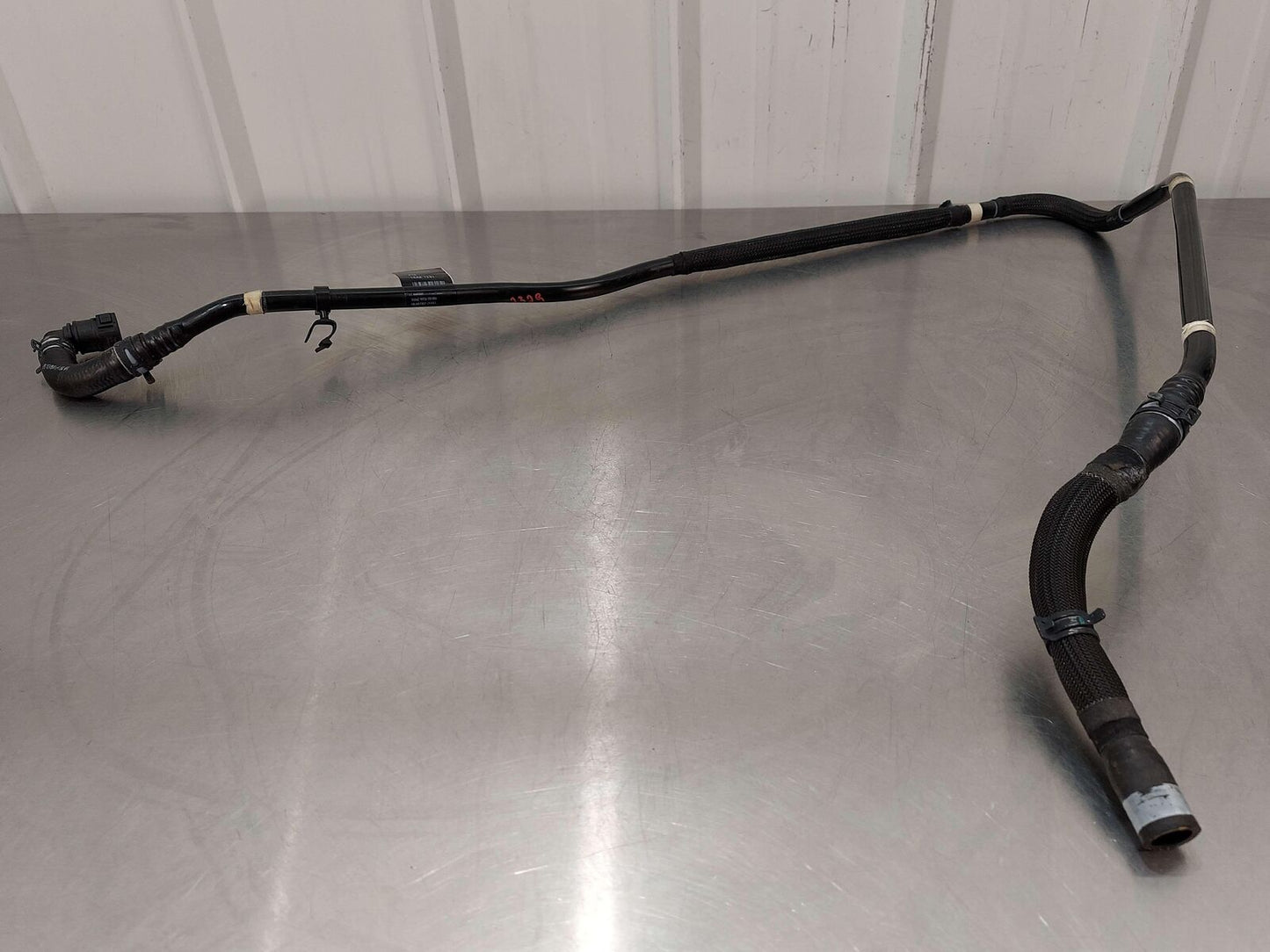 2023 McLaren Artura Hose Mcu Hose 16LA573CP