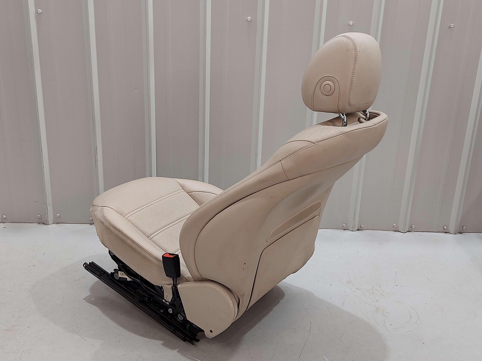 17-20 Mercedes E63s W213 Front RH Right Seat Leather Macchiato Beige 555A *Note*