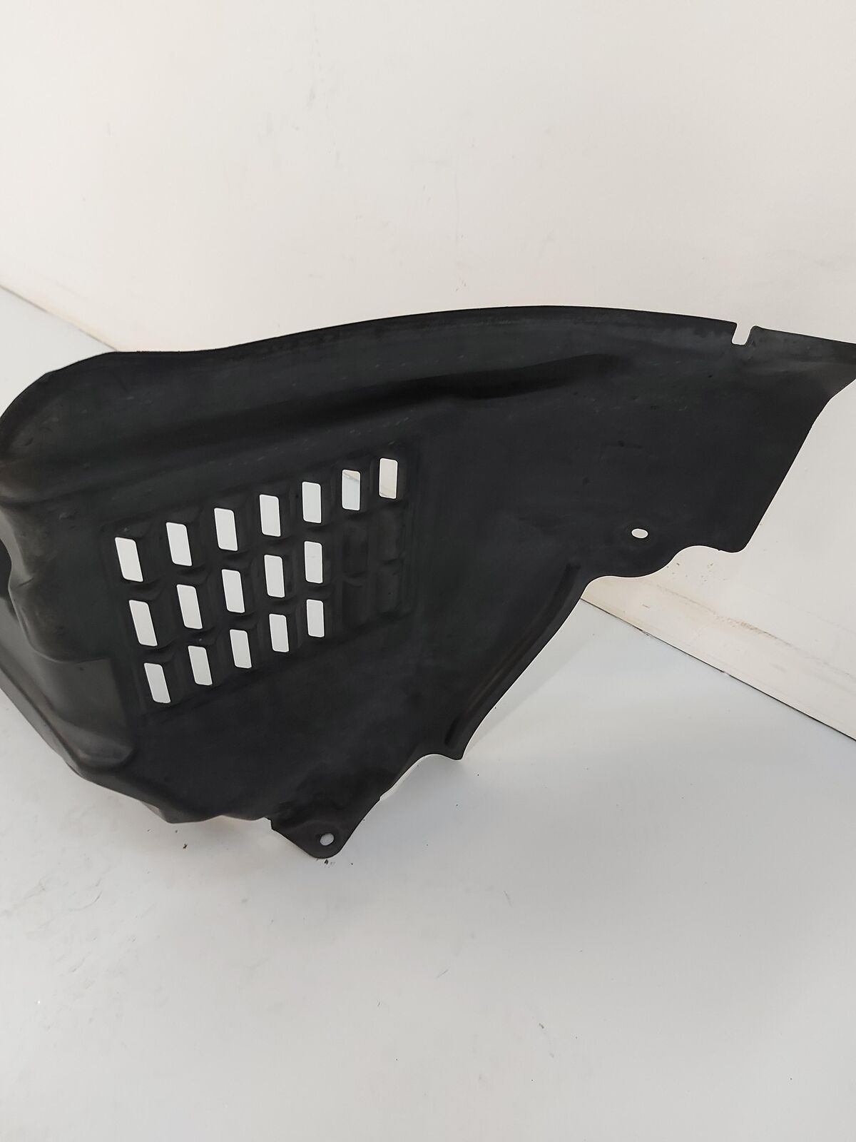 1999 NISSAN SKYLINE R34 GT-T COUPE 2 Door Left Inner Fender Liner 63845aa000