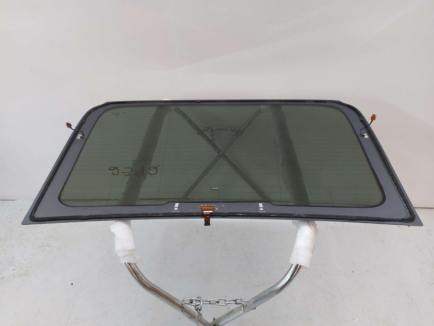 14-16 BMW 435I F32 REAR WINDOW GLASS *AFTERMARKET TINT SCRATCHES* (51317285918)