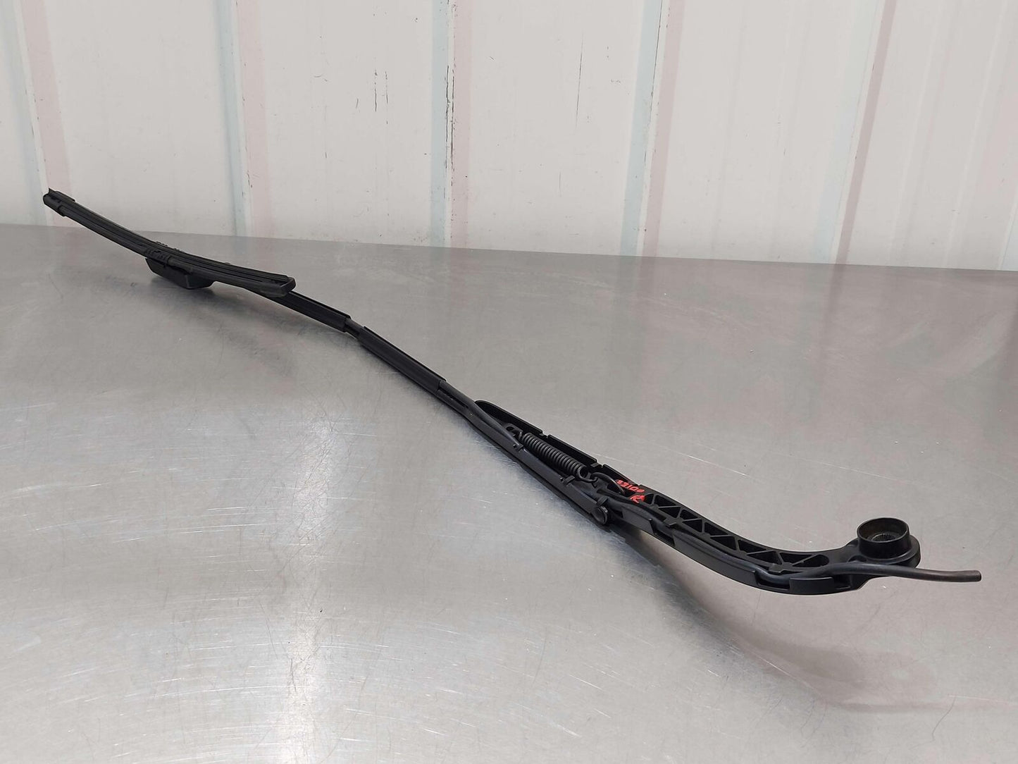 2021 FERRARI ROMA F169 FRONT RH RIGHT WINDSHIELD WIPER ARM