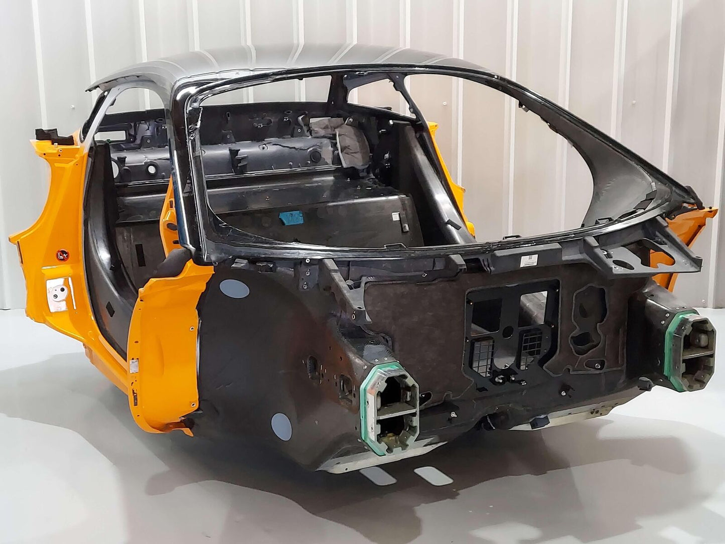 2023 Mclaren Artura Frame Body Shell Cabin Cockpit *needs repairs*