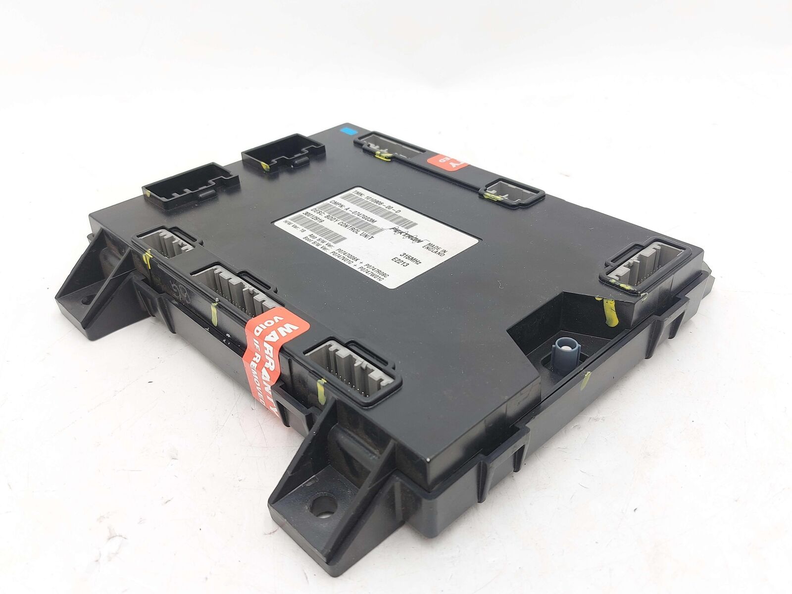 2013 TESLA S 1010906-00-d BCM BODY CONTROL MODULE