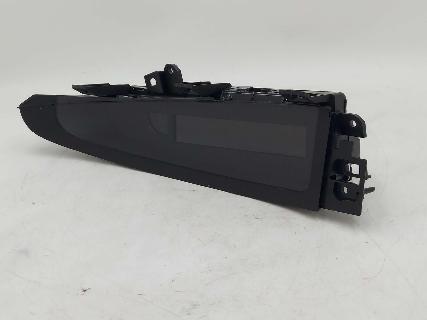 12-13 MAZDA 3 CENTER DASH INFORMATION DISPLAY SCREEN BGV4611J0 *SCRATCHES*