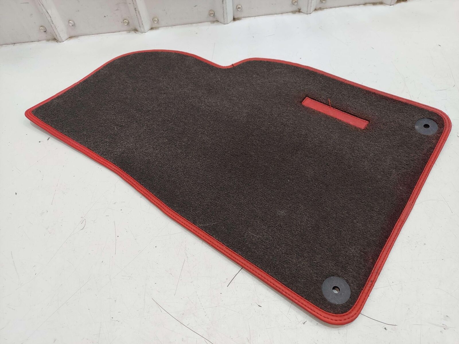 2014 PORSCHE 911 991 GT3 FLOOR MAT BLACK W/ RED TRIM *DISCOLORATION*