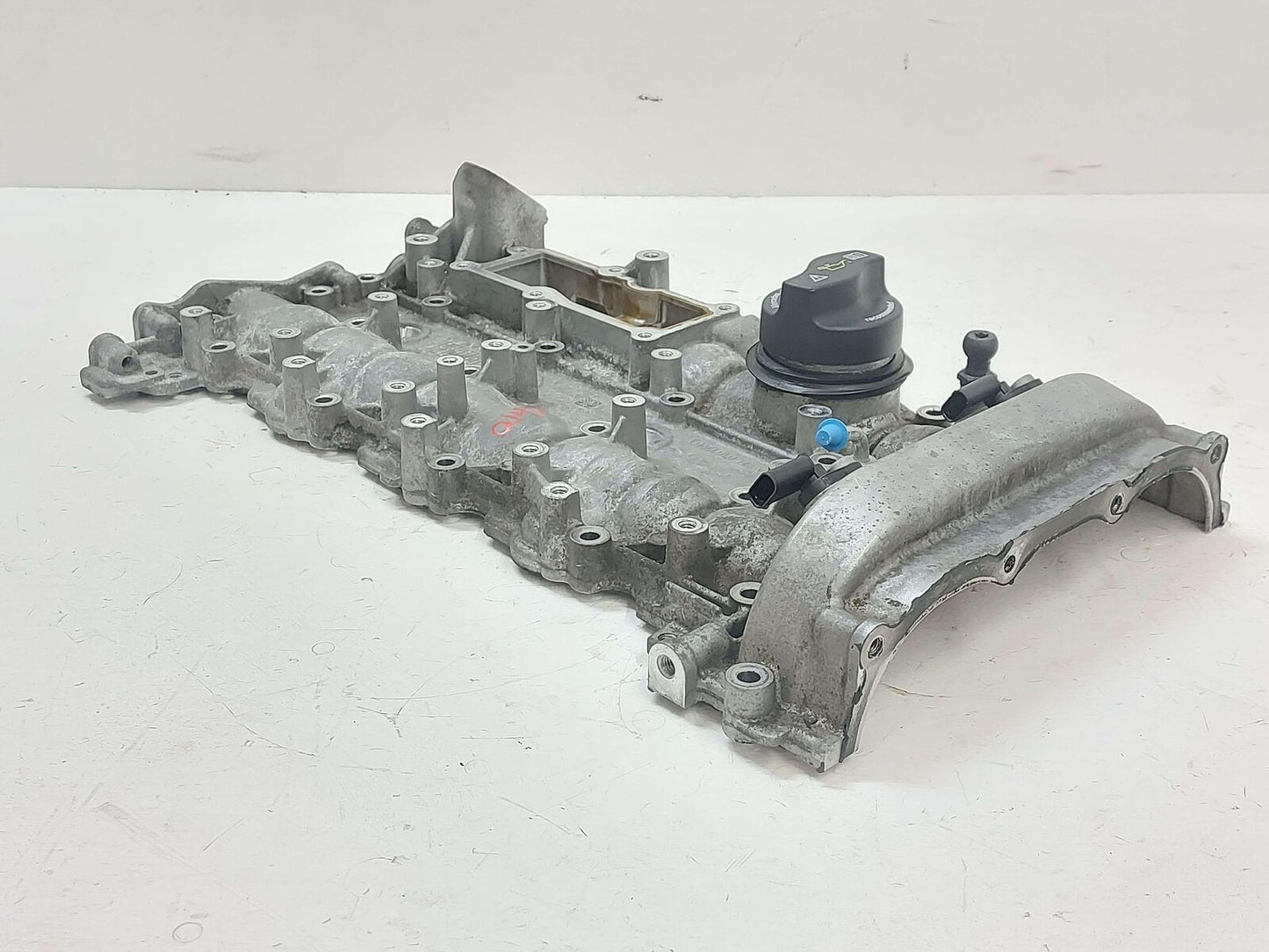 2015 Mercedes C300 W205 2.0L Engine Valve Cover A2740100603 50K KMS