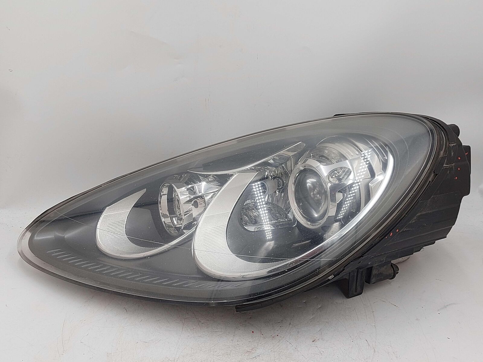 11-14 PORSCHE CAYENNE TURBO 958 92A FRONT LEFT HEADLIGHT HEADLAMP XENON HID