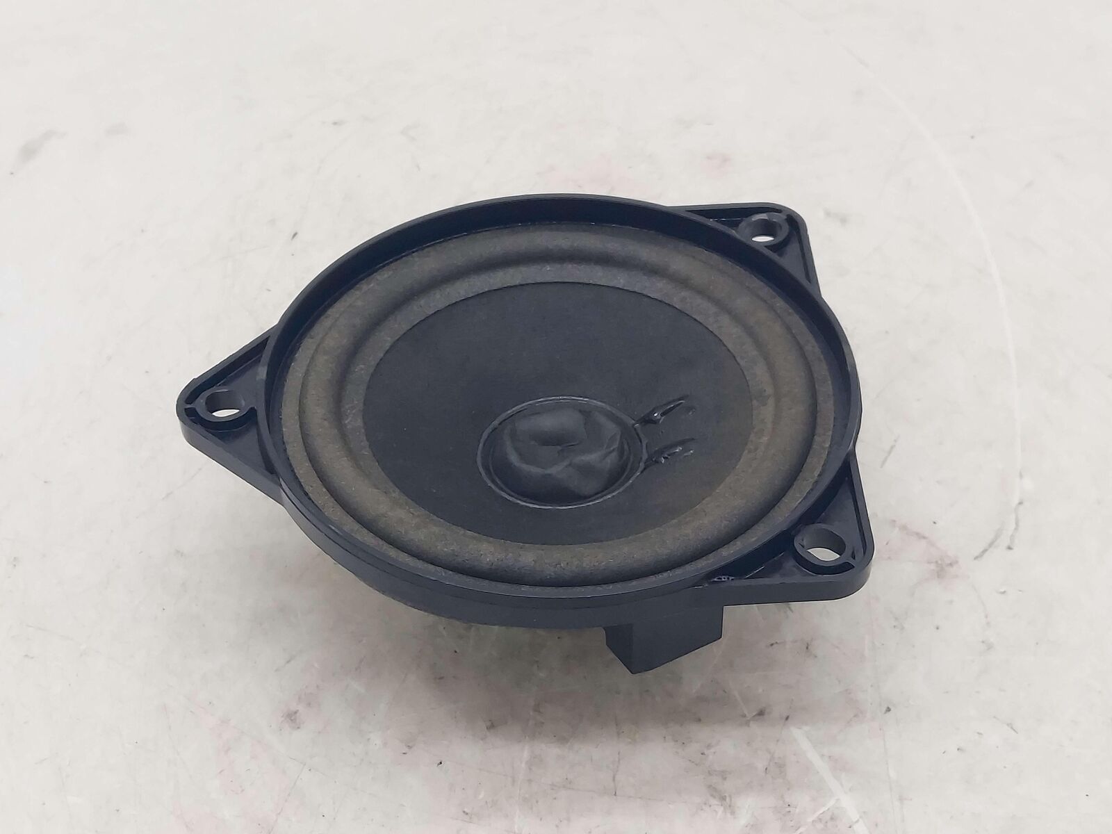 2014 PORSCHE 911 991 GT3 LEFT SPEAKER DOOR MID RANGE 7PP035415E