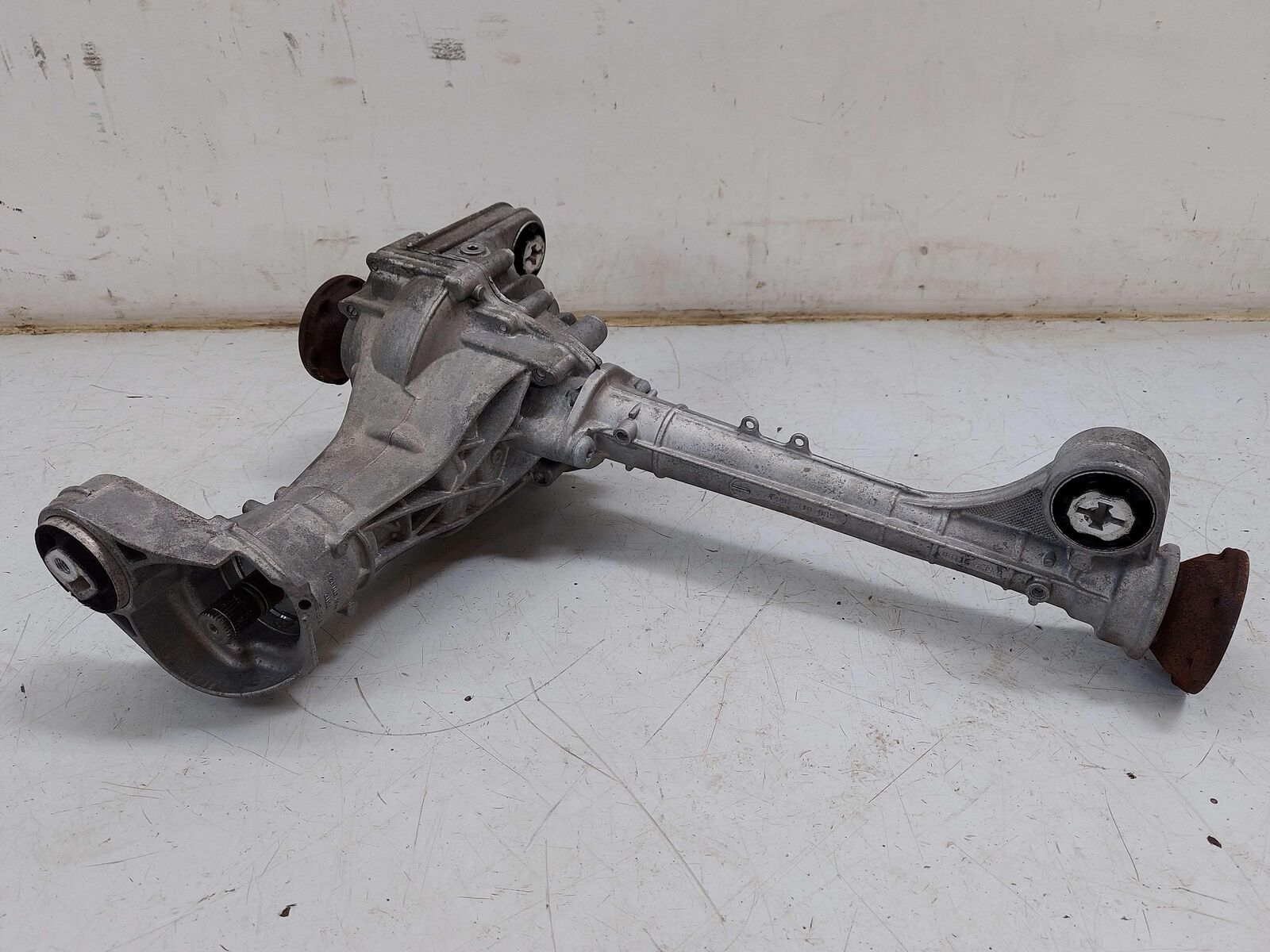 16-18 PORSCHE CAYENNE GTS 958 3.6L FRONT CARRIER DIFF DIFFERENTIAL 4460310123