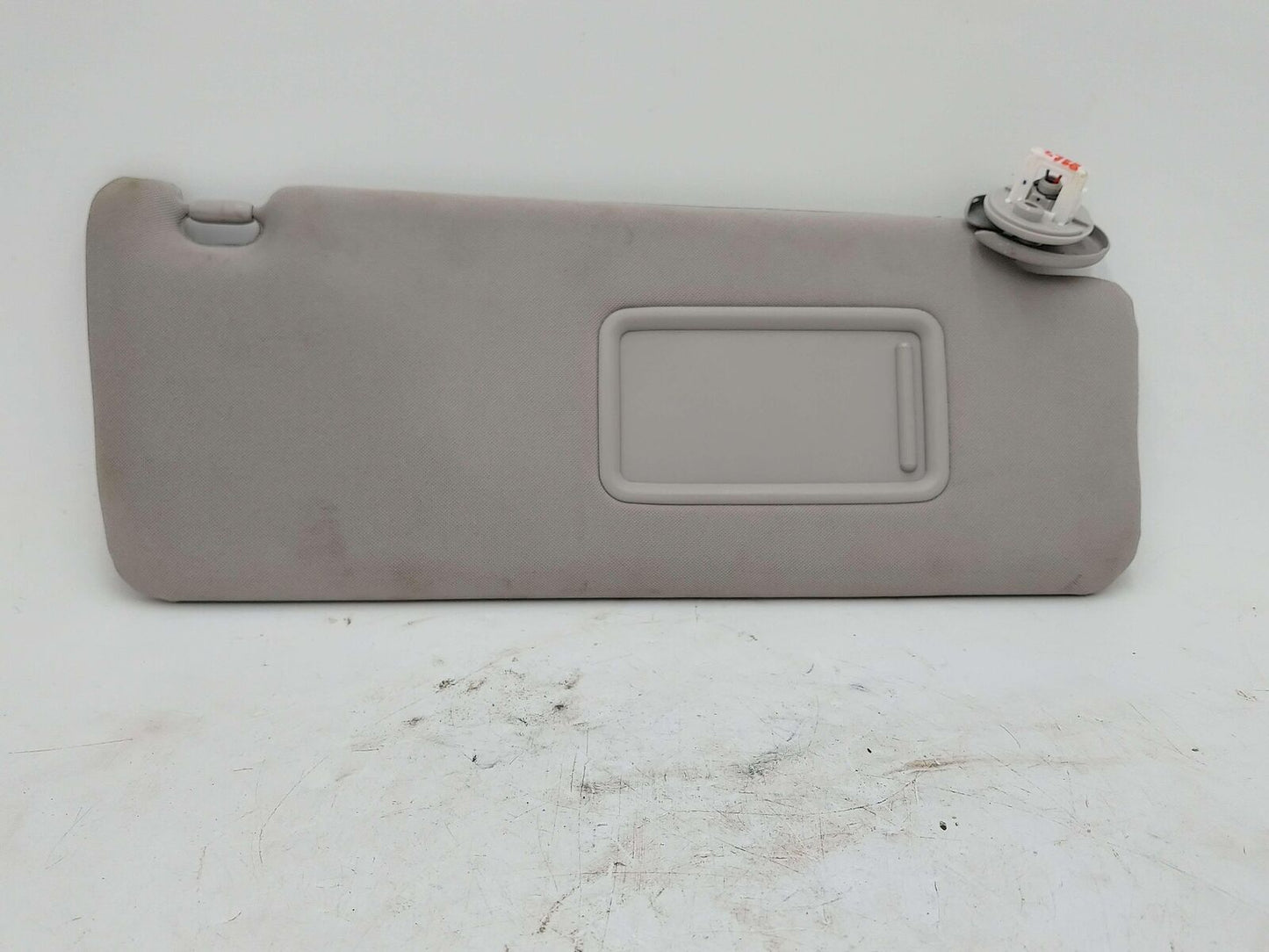 10-23 TOYOTA 4RUNNER RIGHT SUN VISOR GREY LA24 7431035B00B1