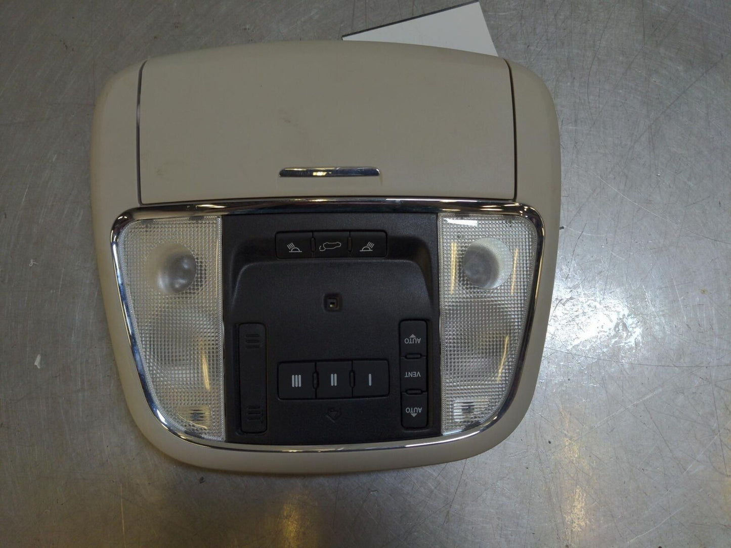 11-20 Dodge Durango Front Roof Console Grey Sunroof map dome light