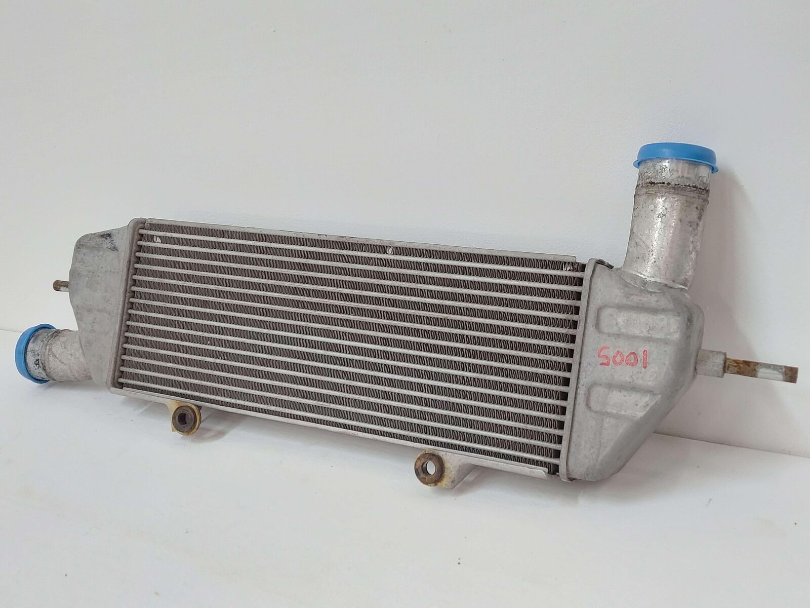 09-15 MITSUBISHI LANCER RALLIART INTERCOOLER 1530A059 *FINS BENT*